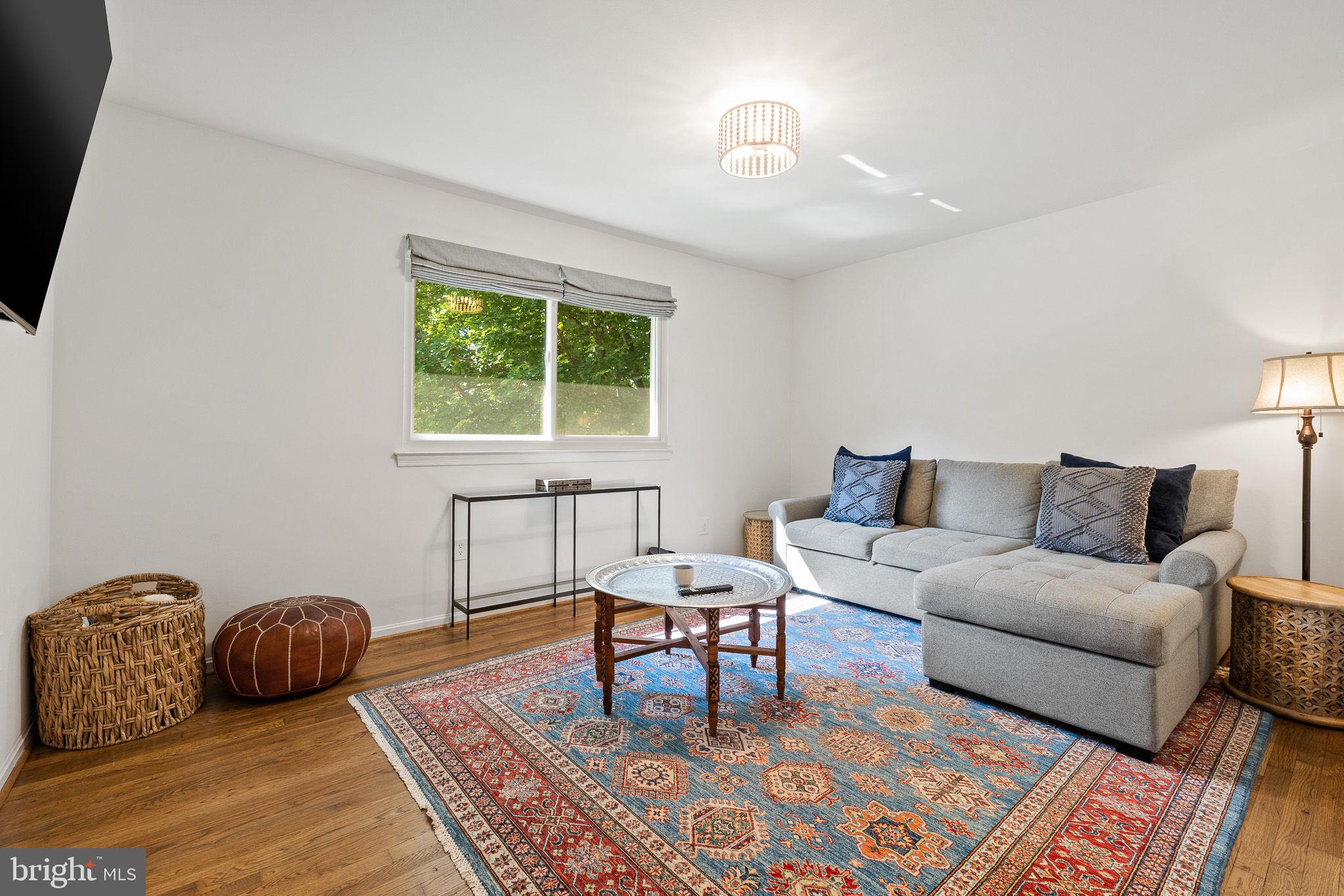 KINGS PARK WEST - Residential