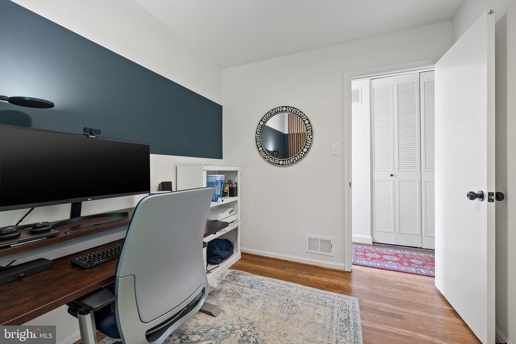 KINGS PARK WEST - Residential