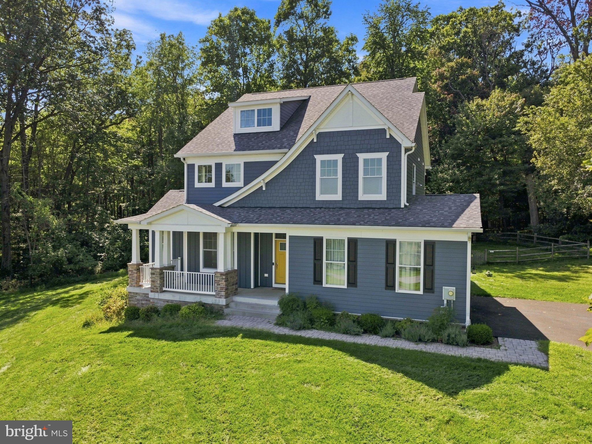 8106 MOJAVE COURT