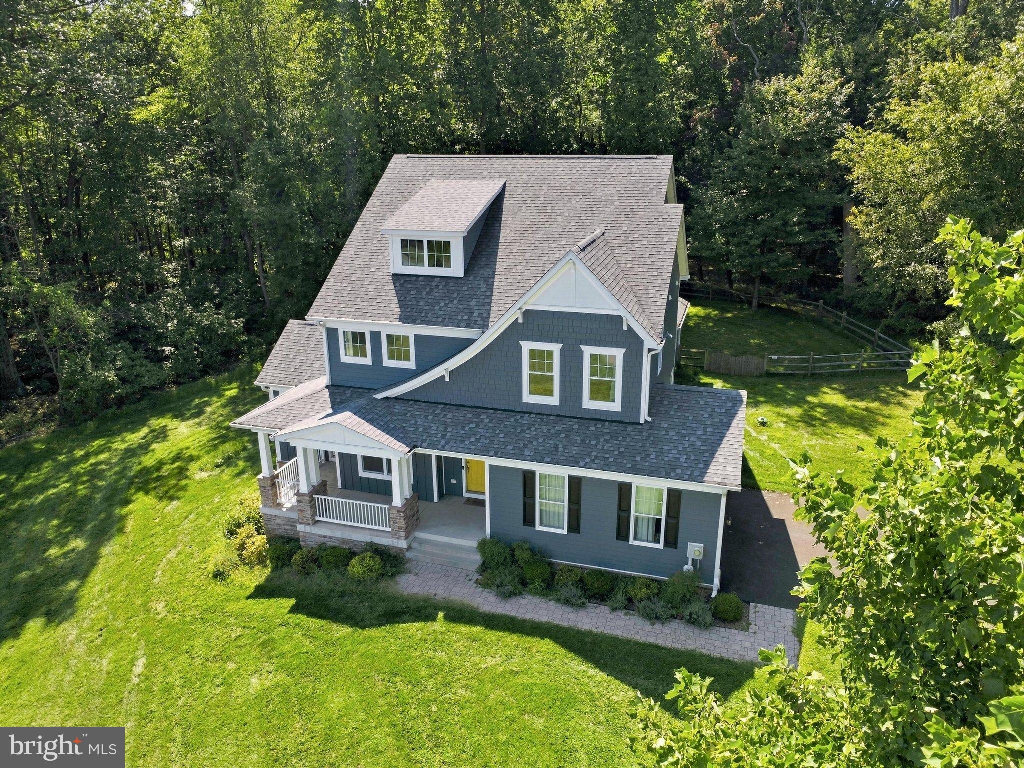 8106 MOJAVE COURT