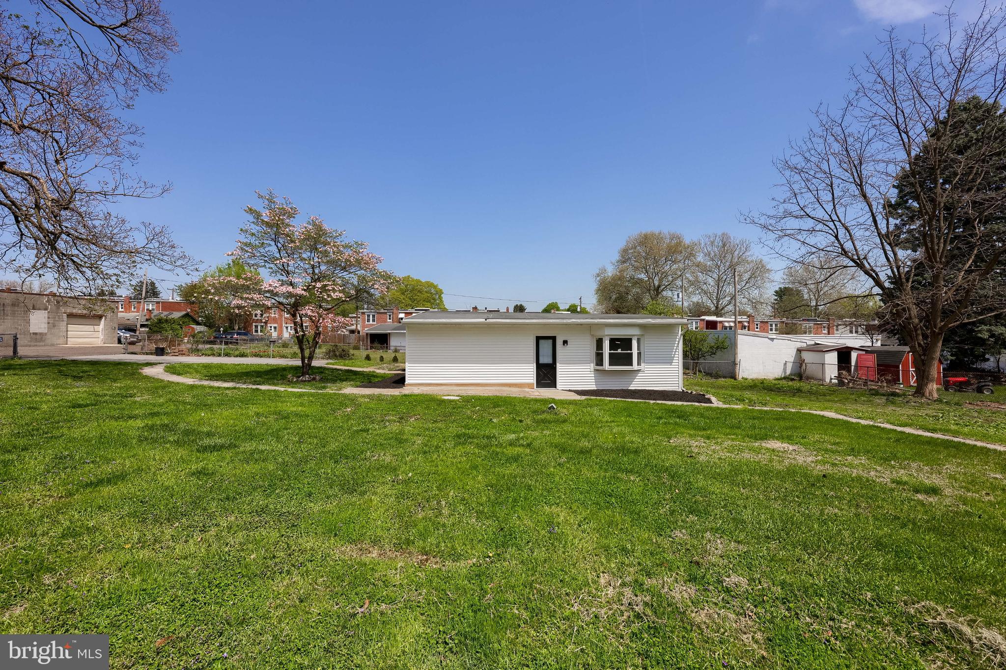 LANCASTER WEST END - Residential