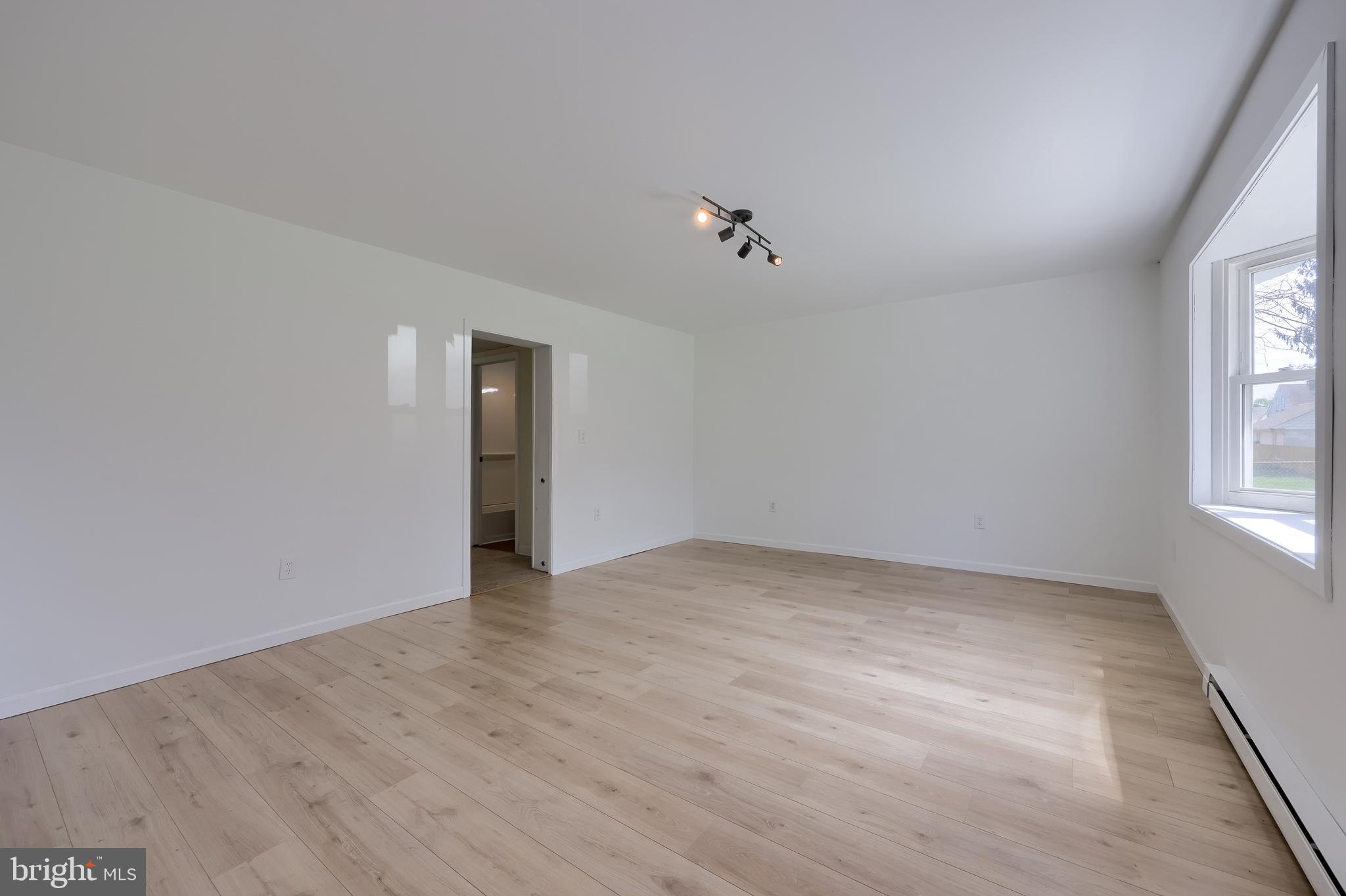 LANCASTER WEST END - Residential