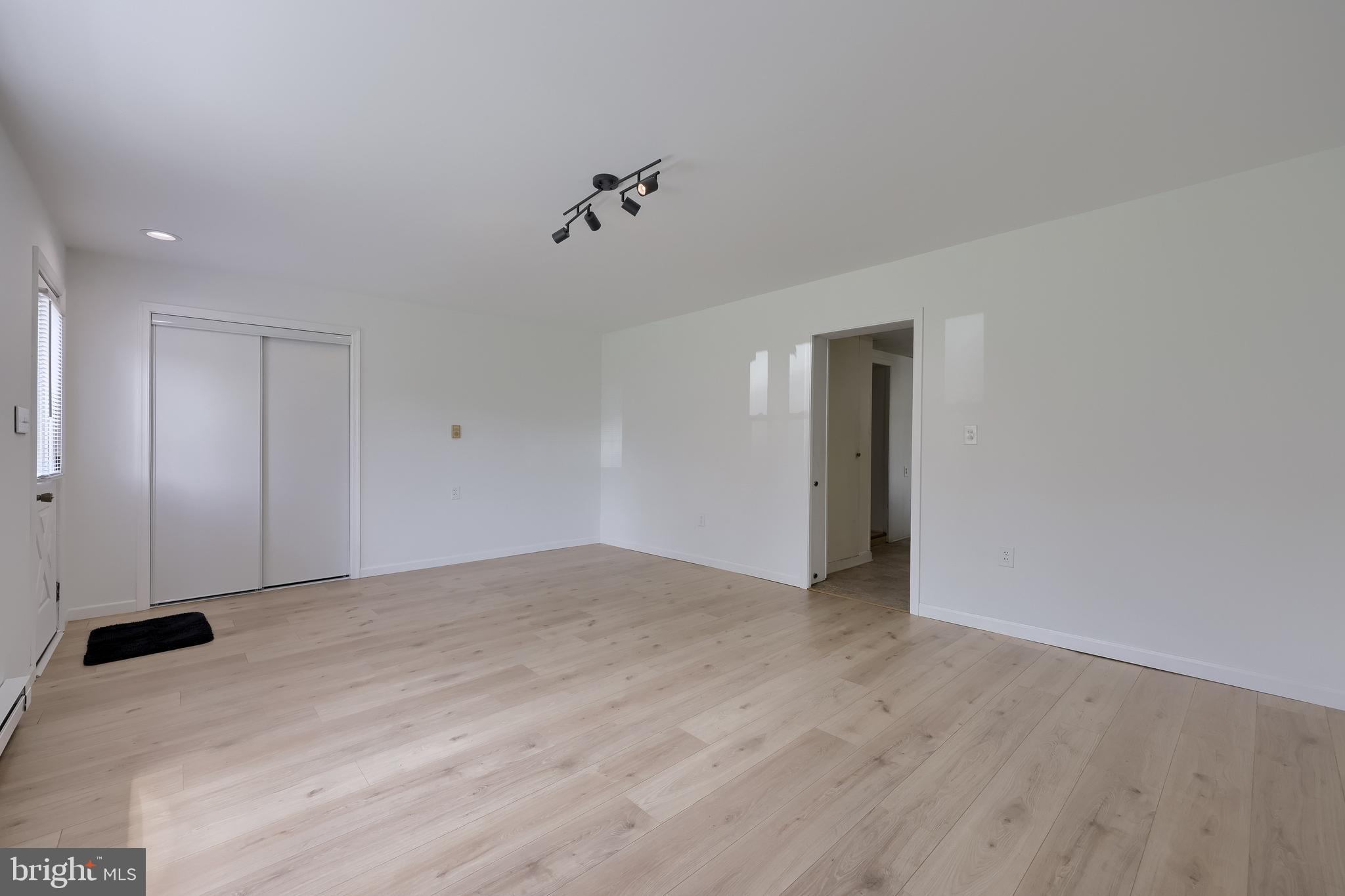 LANCASTER WEST END - Residential