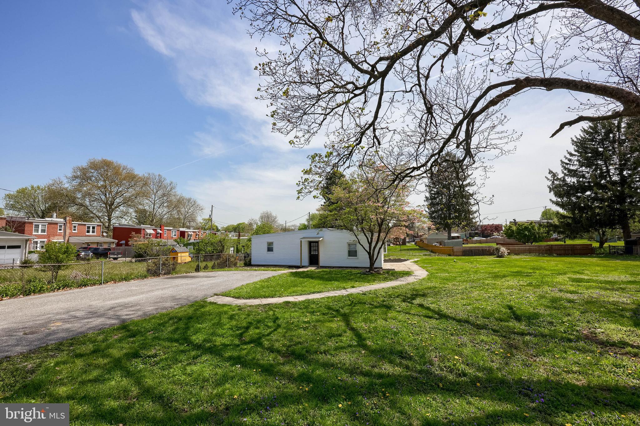 LANCASTER WEST END - Residential