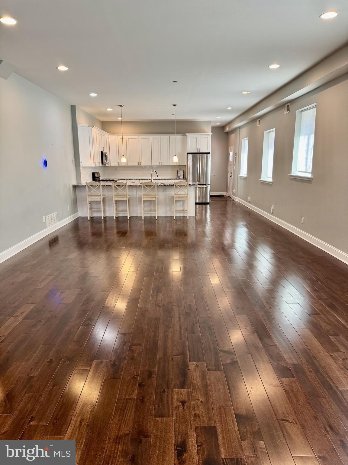 POINT BREEZE - Residential Lease