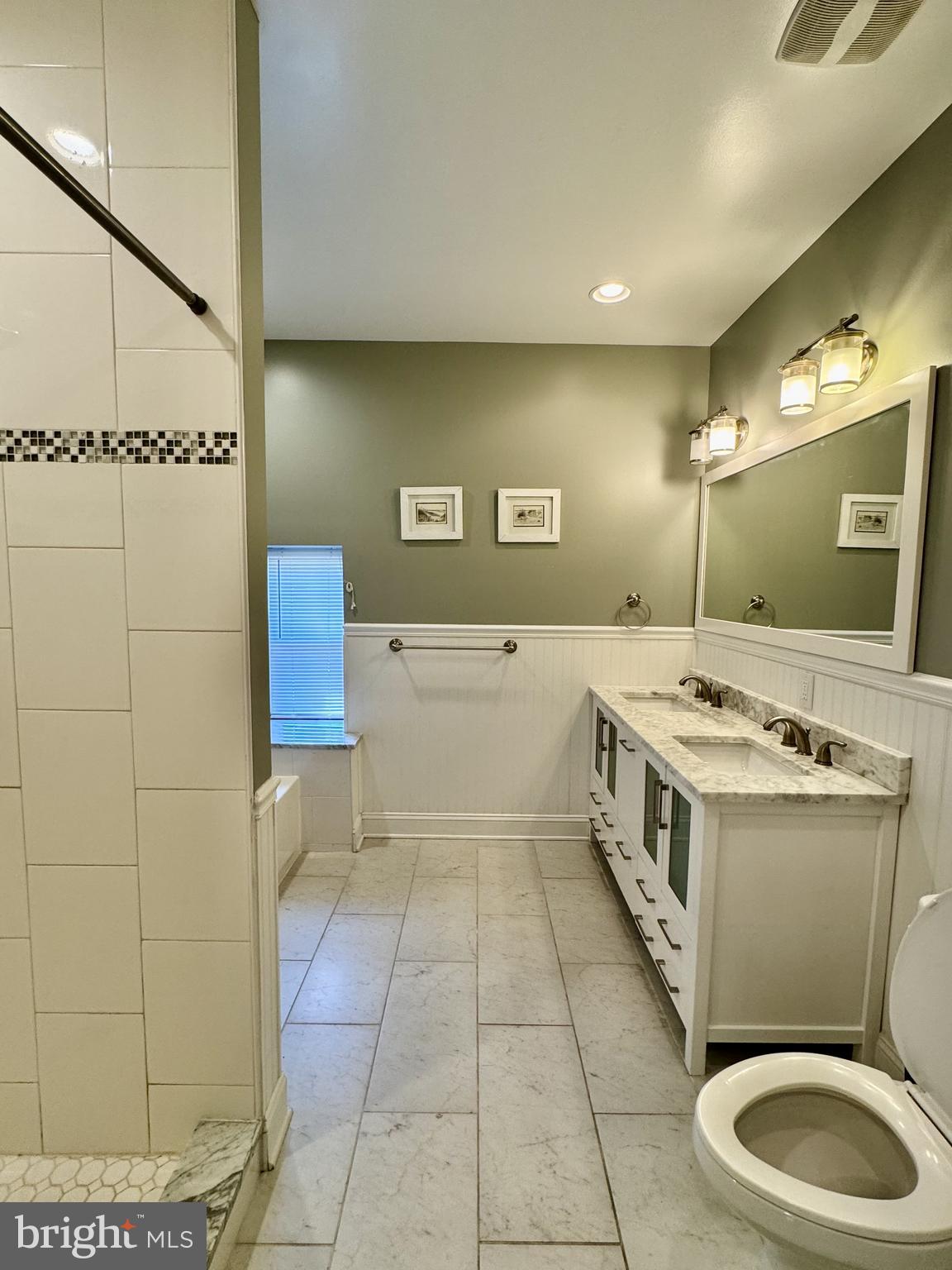 POINT BREEZE - Residential Lease