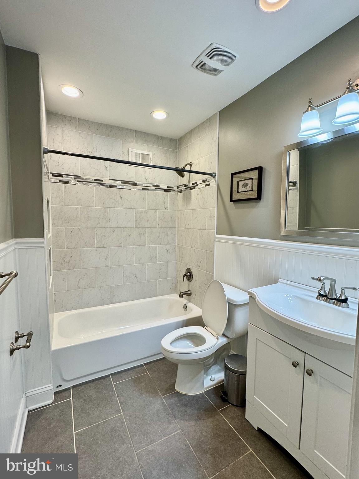 POINT BREEZE - Residential Lease