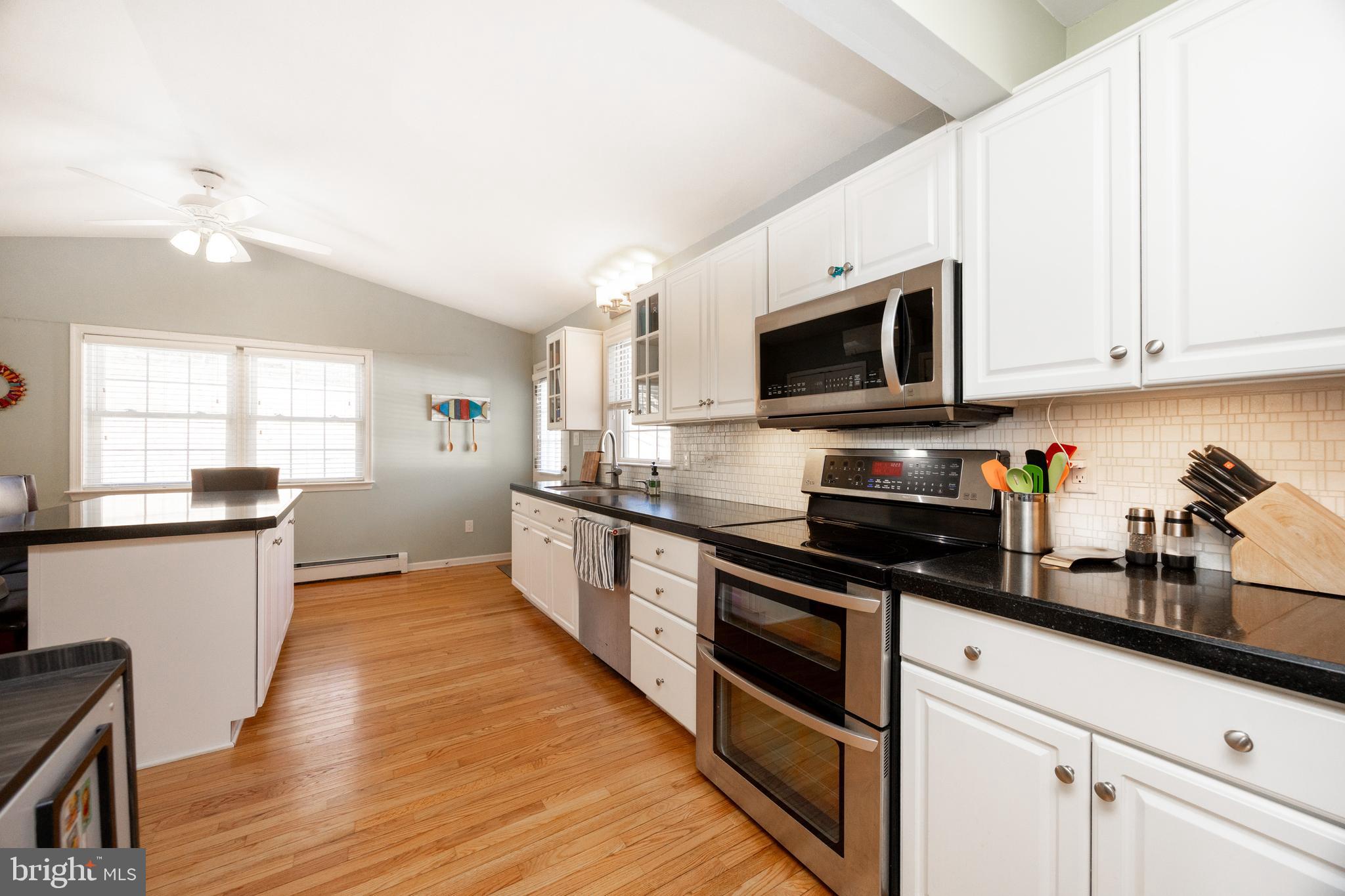 SUNSET GROVE - Residential