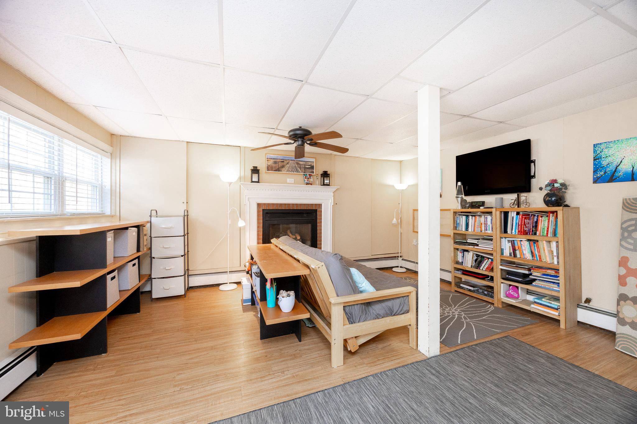 SUNSET GROVE - Residential