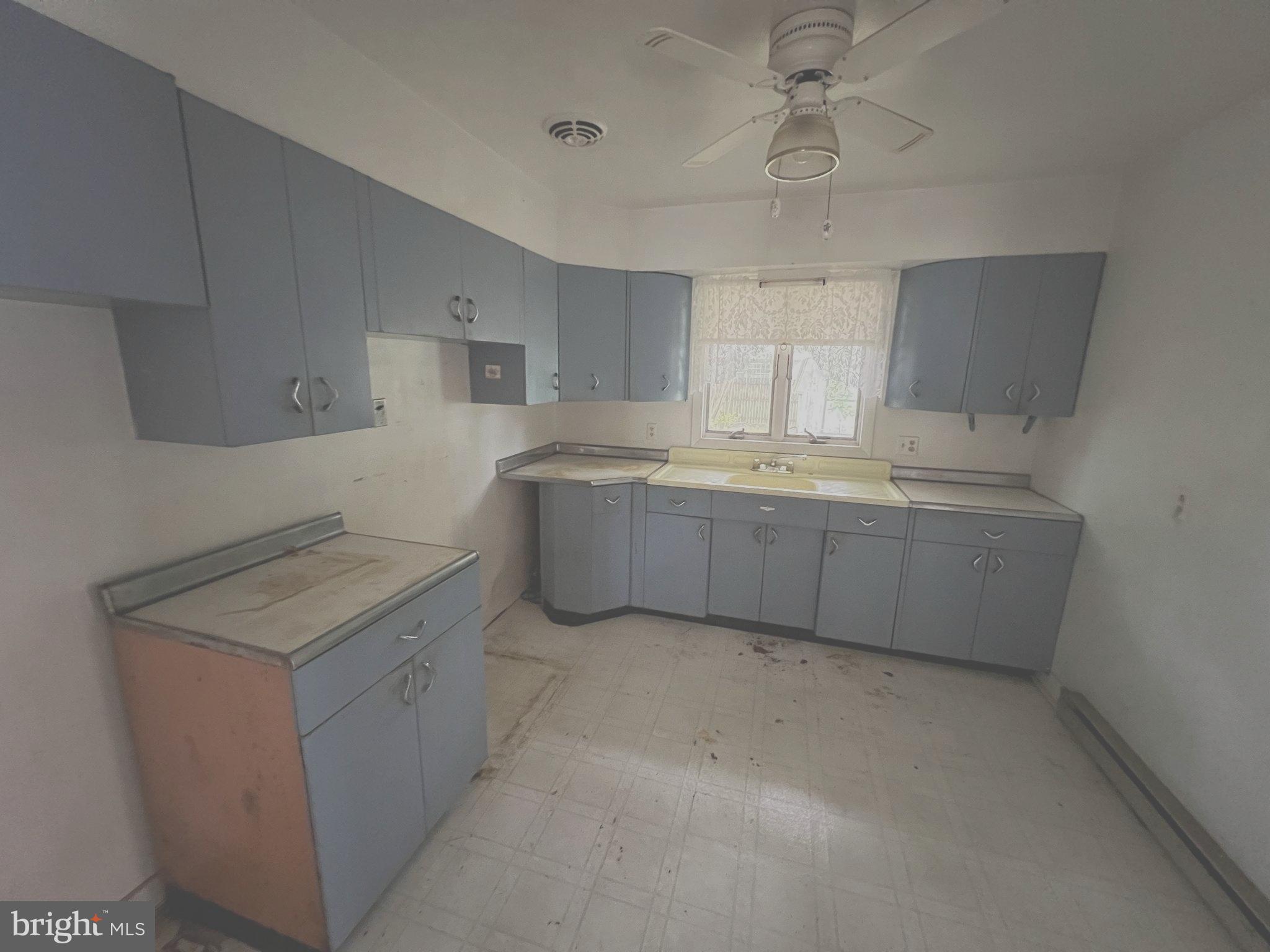 BELMONT - Residential