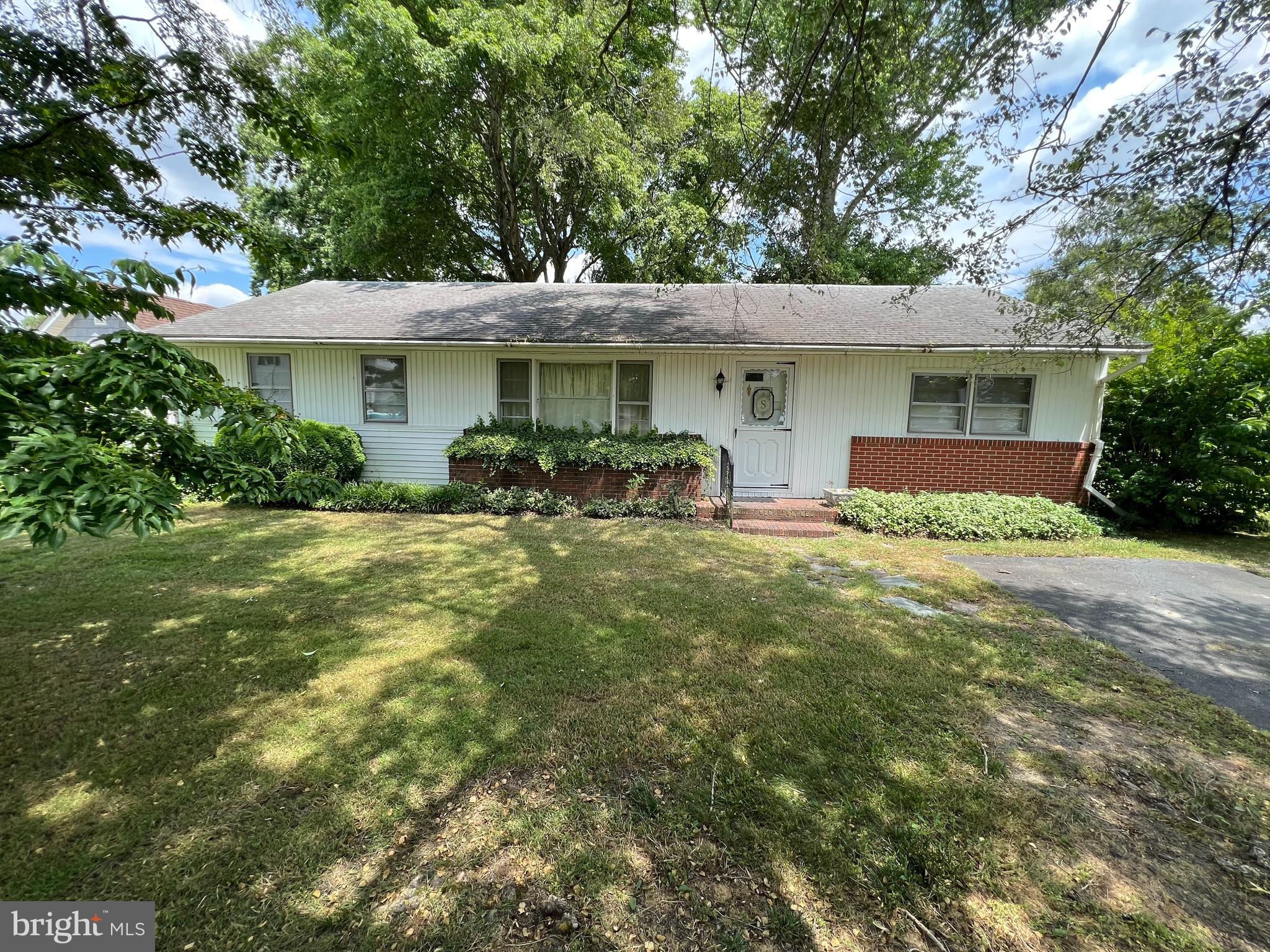 BELMONT - Residential