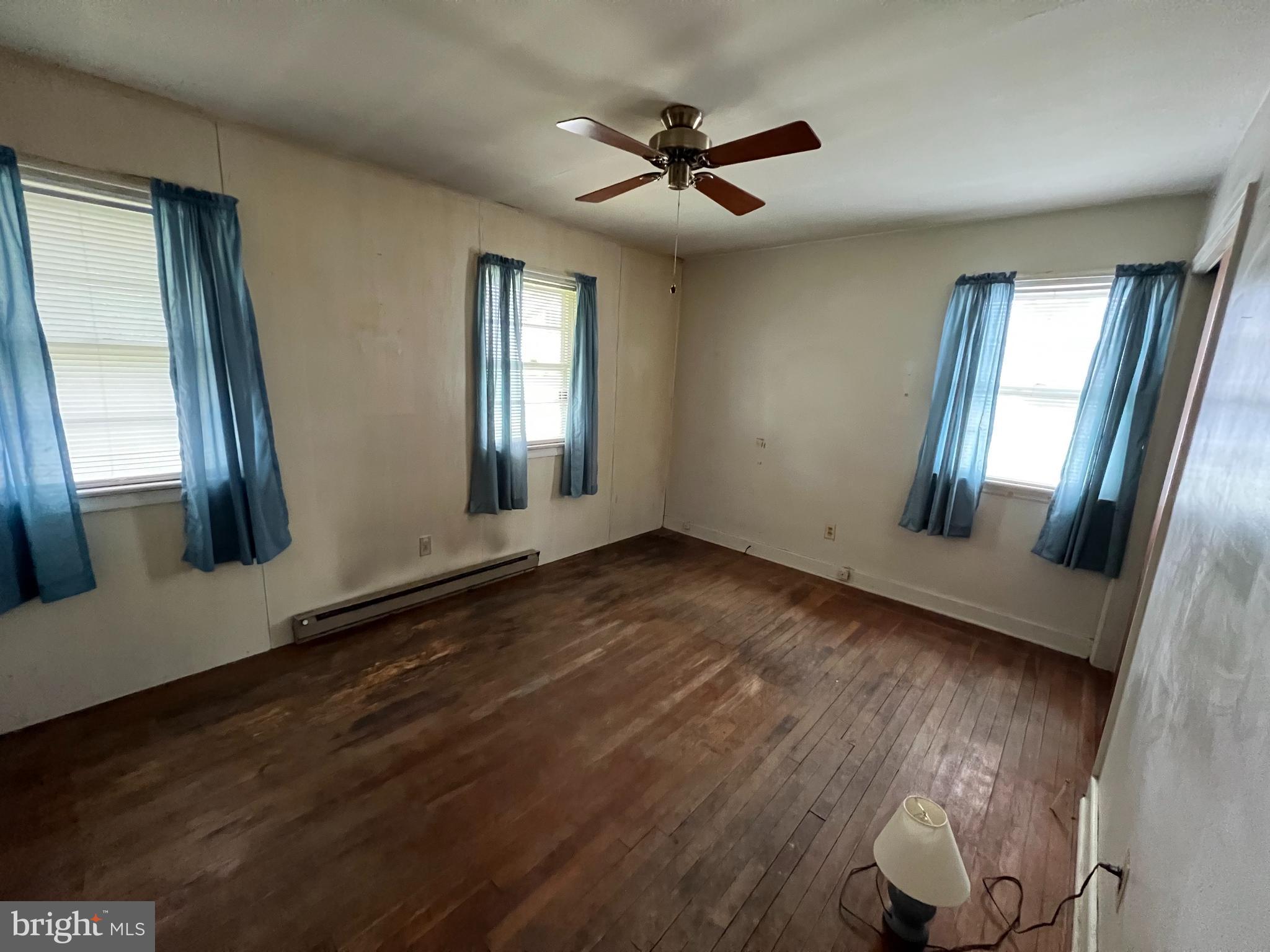 BELMONT - Residential