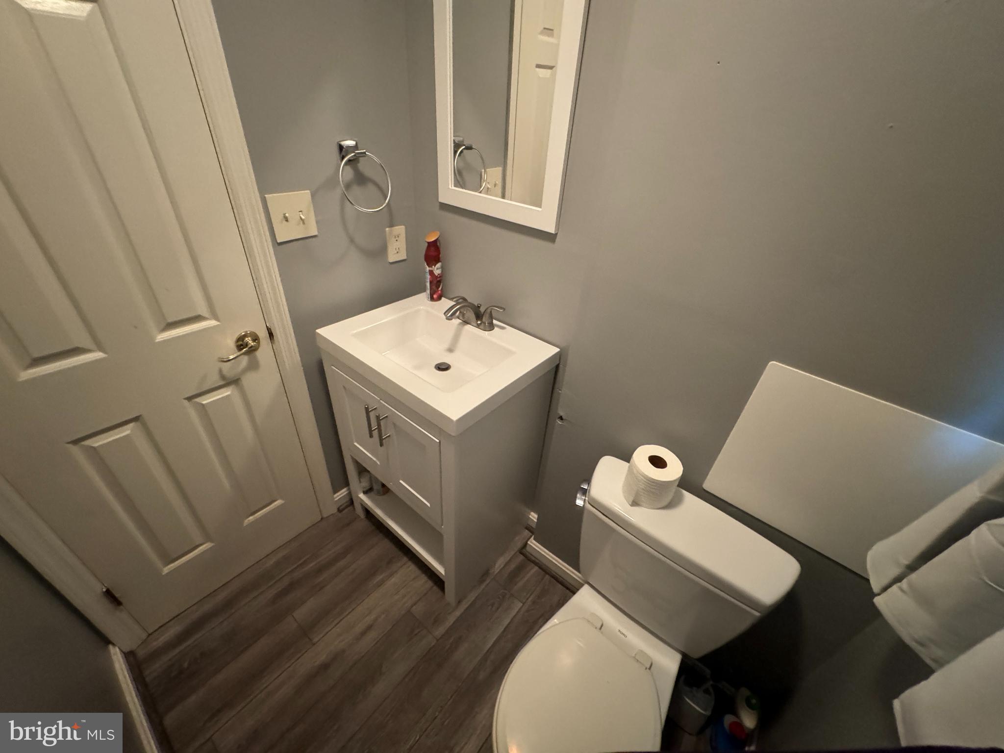 BRIARWOOD - Residential Lease