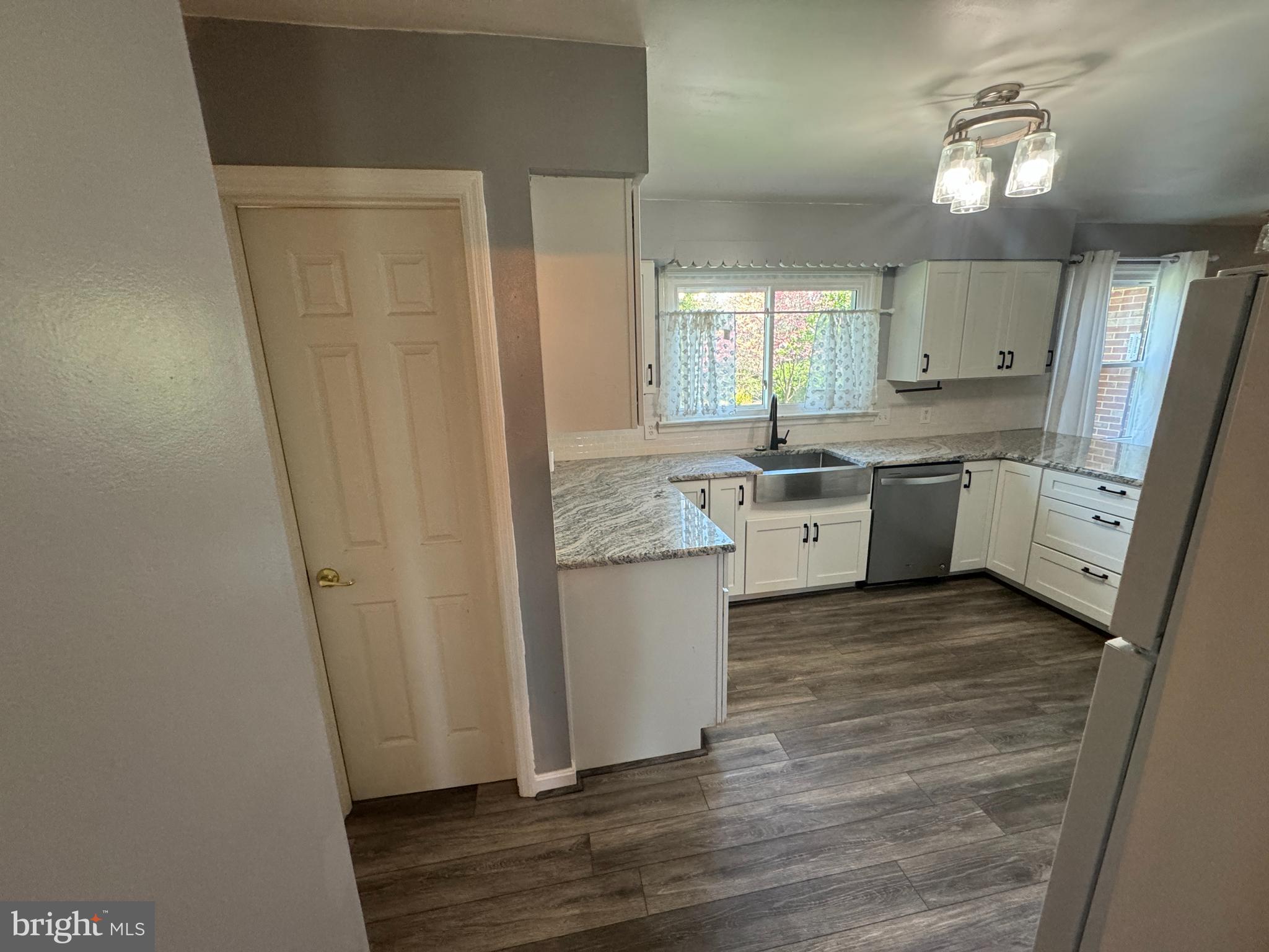 BRIARWOOD - Residential Lease