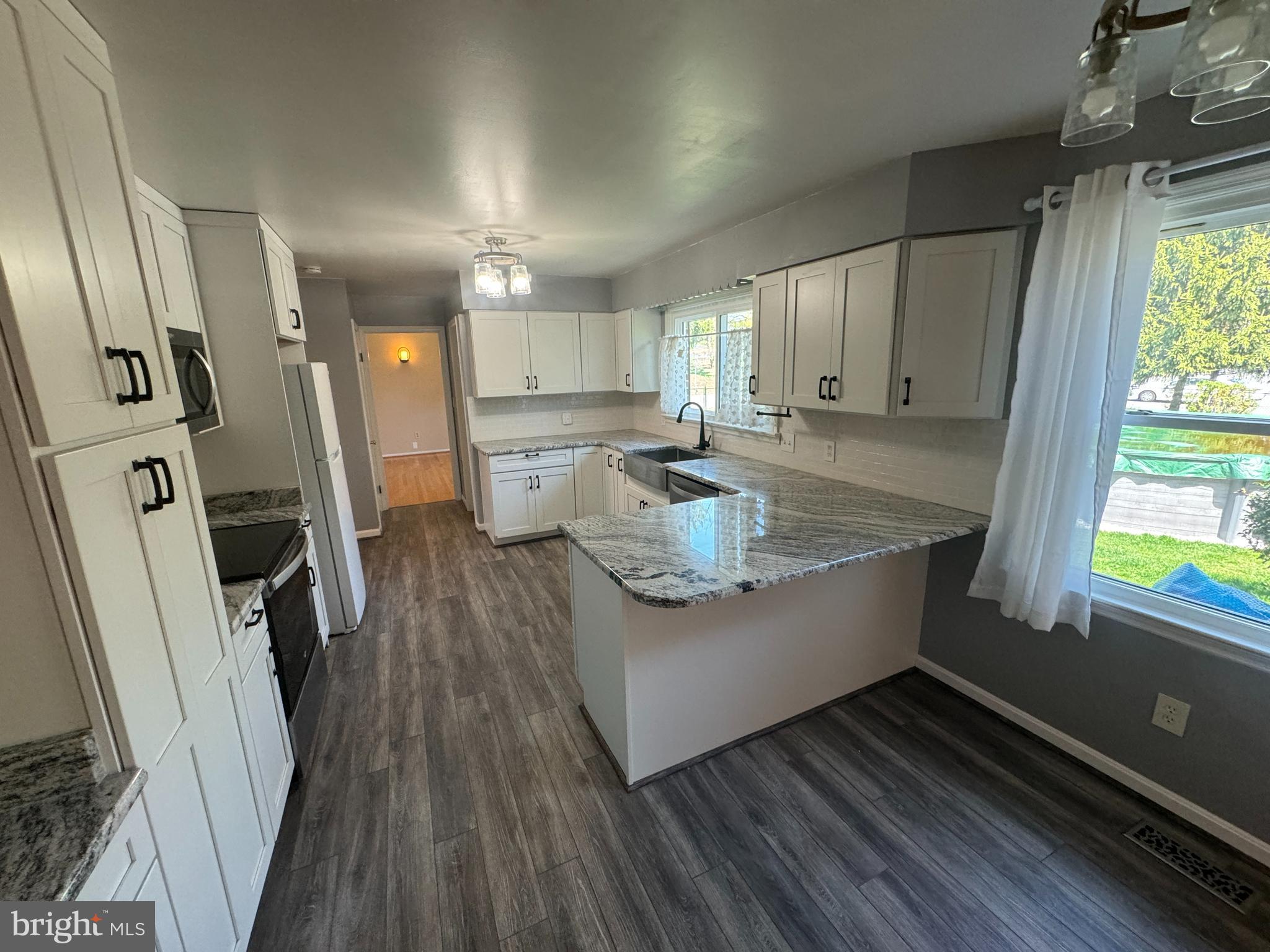 BRIARWOOD - Residential Lease