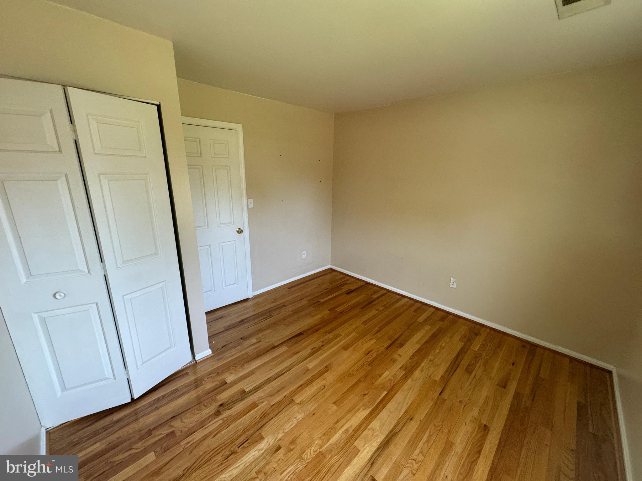 BRIARWOOD - Residential Lease