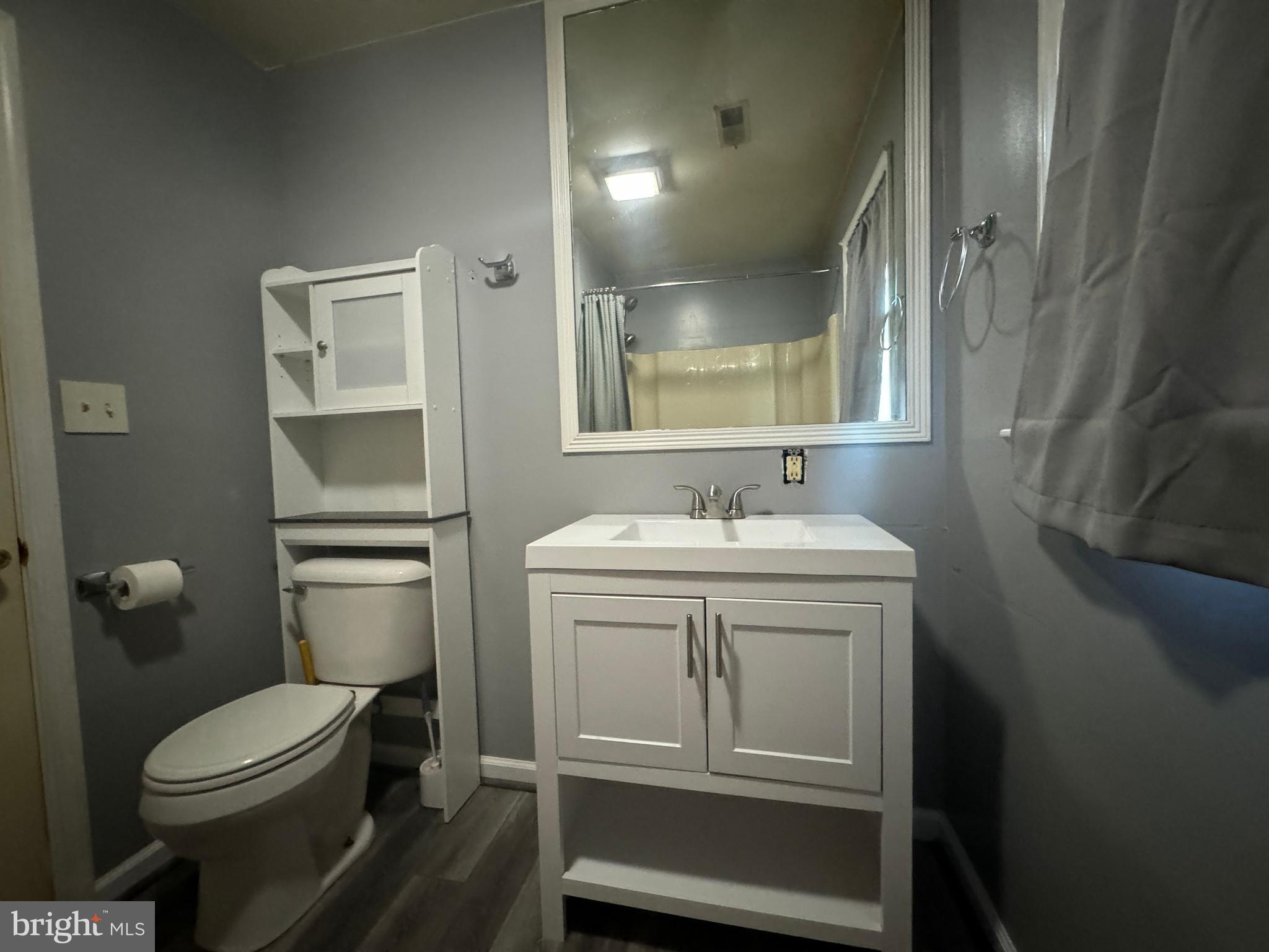 BRIARWOOD - Residential Lease