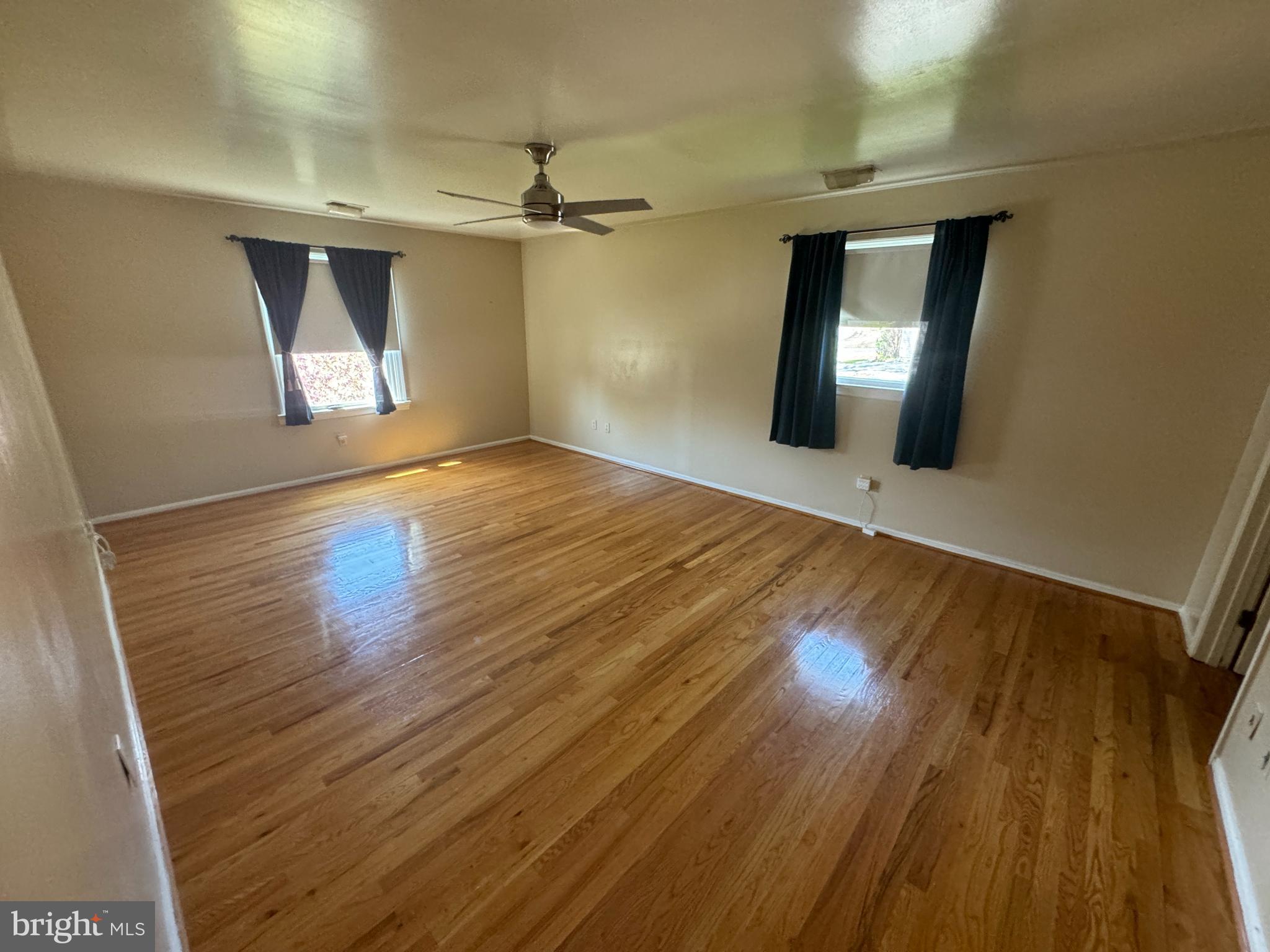 BRIARWOOD - Residential Lease