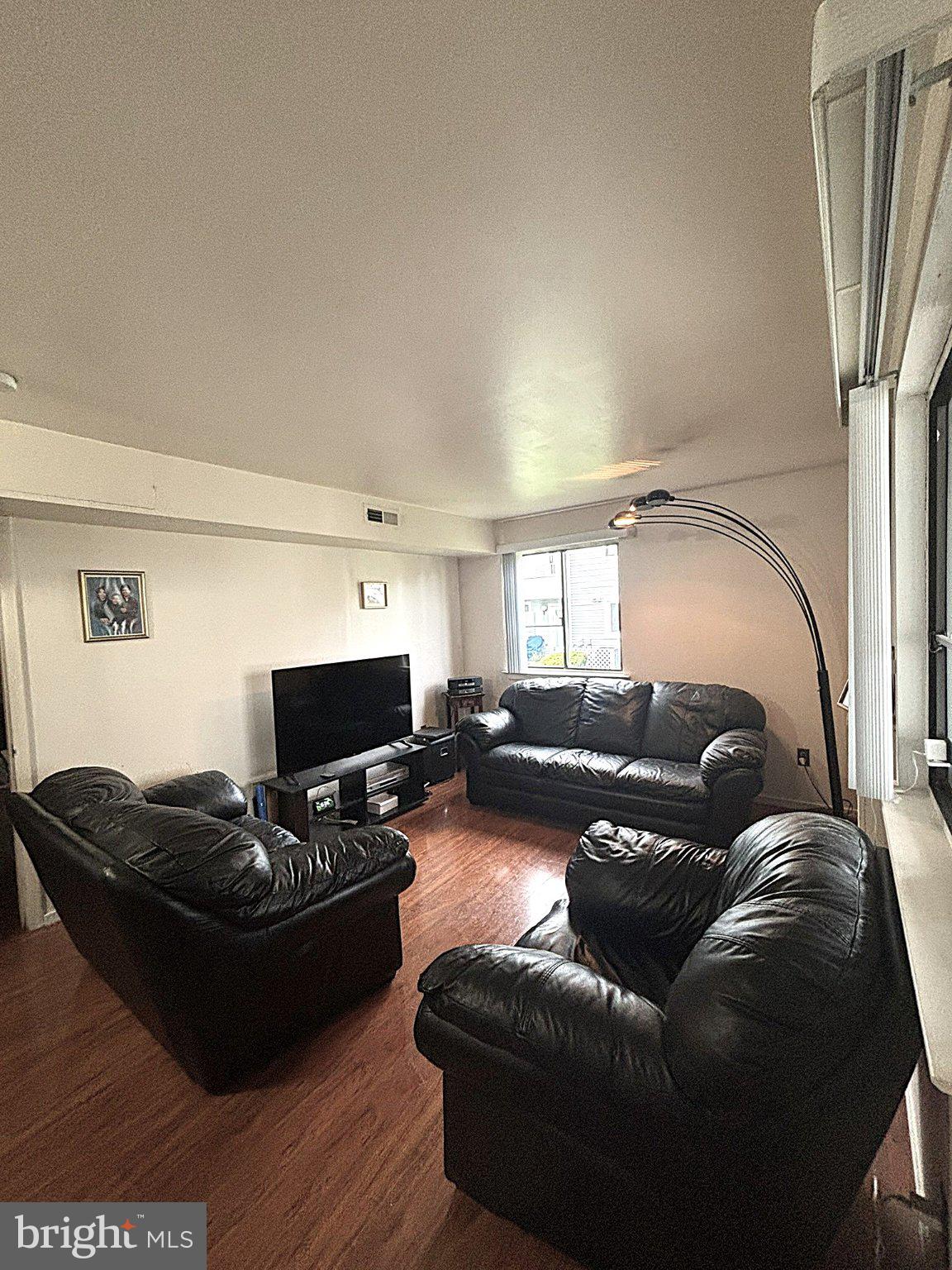 3105 SHERRY COURT