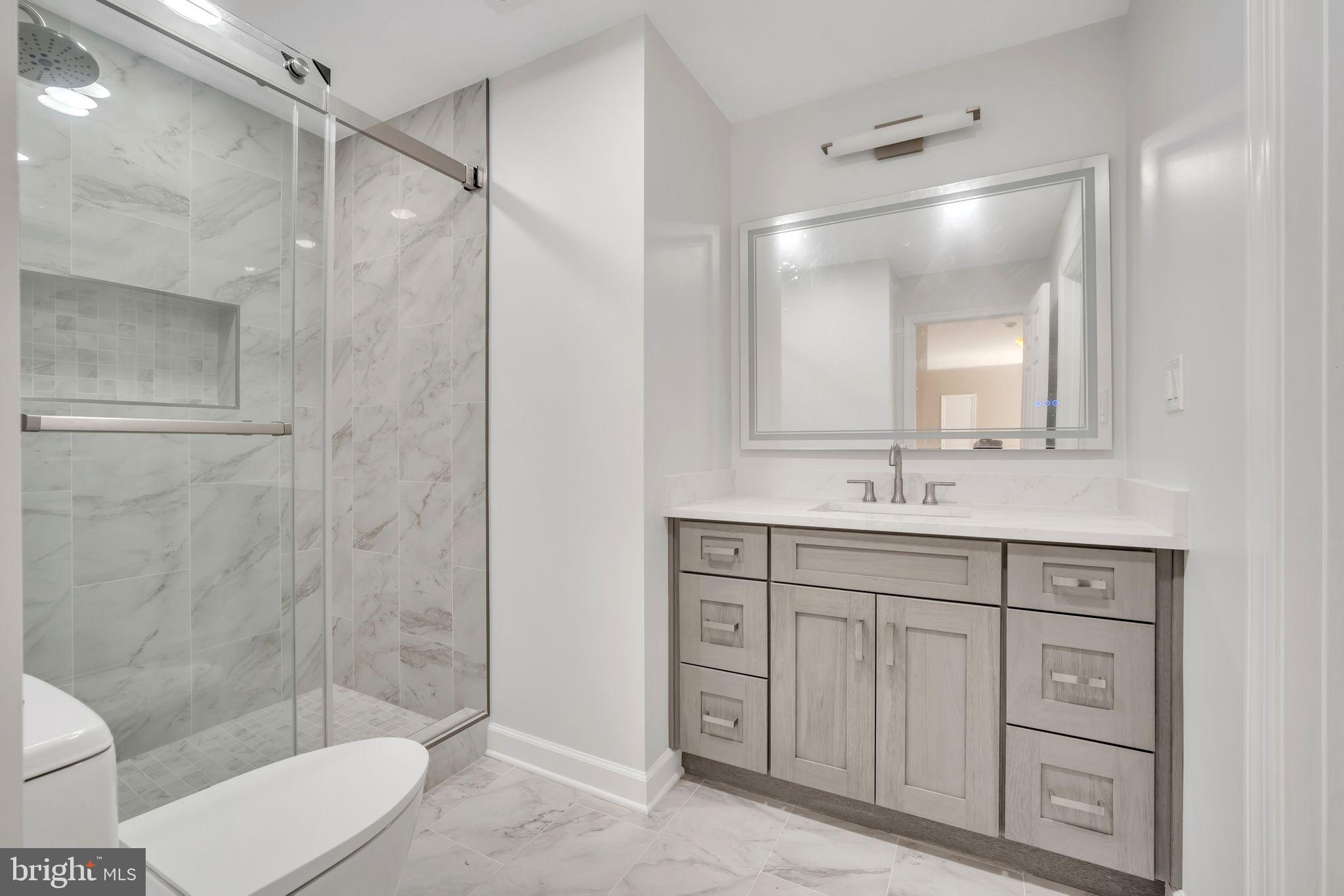 BELMONT COUNTRY CLUB - Residential Lease