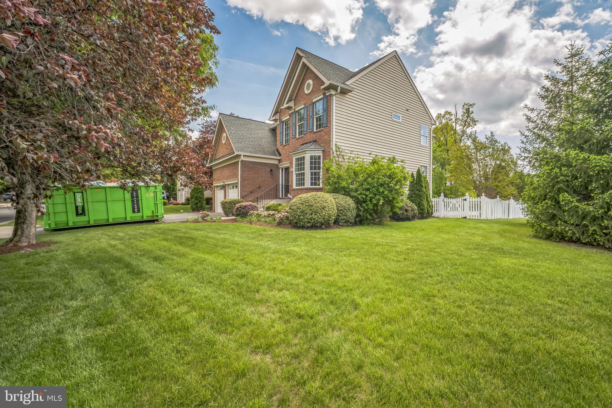 BELMONT COUNTRY CLUB - Residential Lease