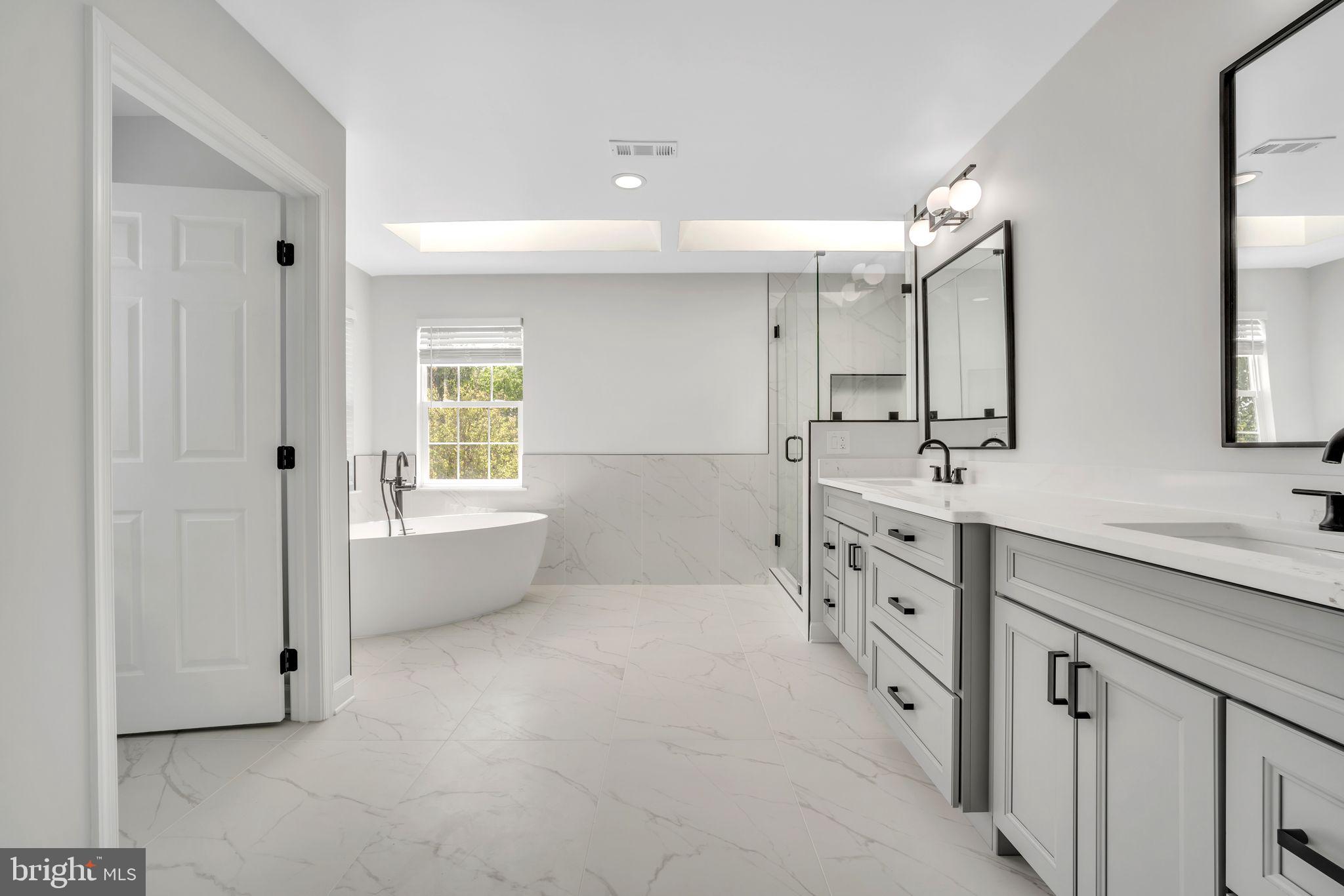 BELMONT COUNTRY CLUB - Residential Lease