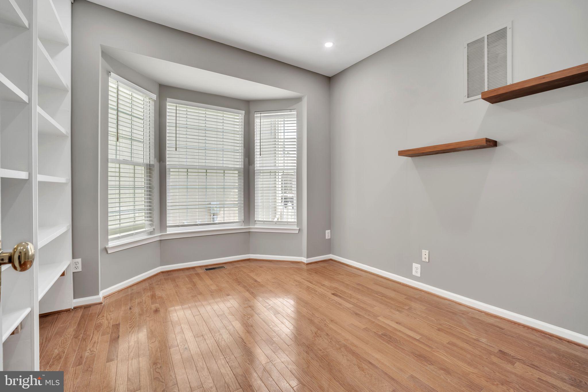 BELMONT COUNTRY CLUB - Residential Lease