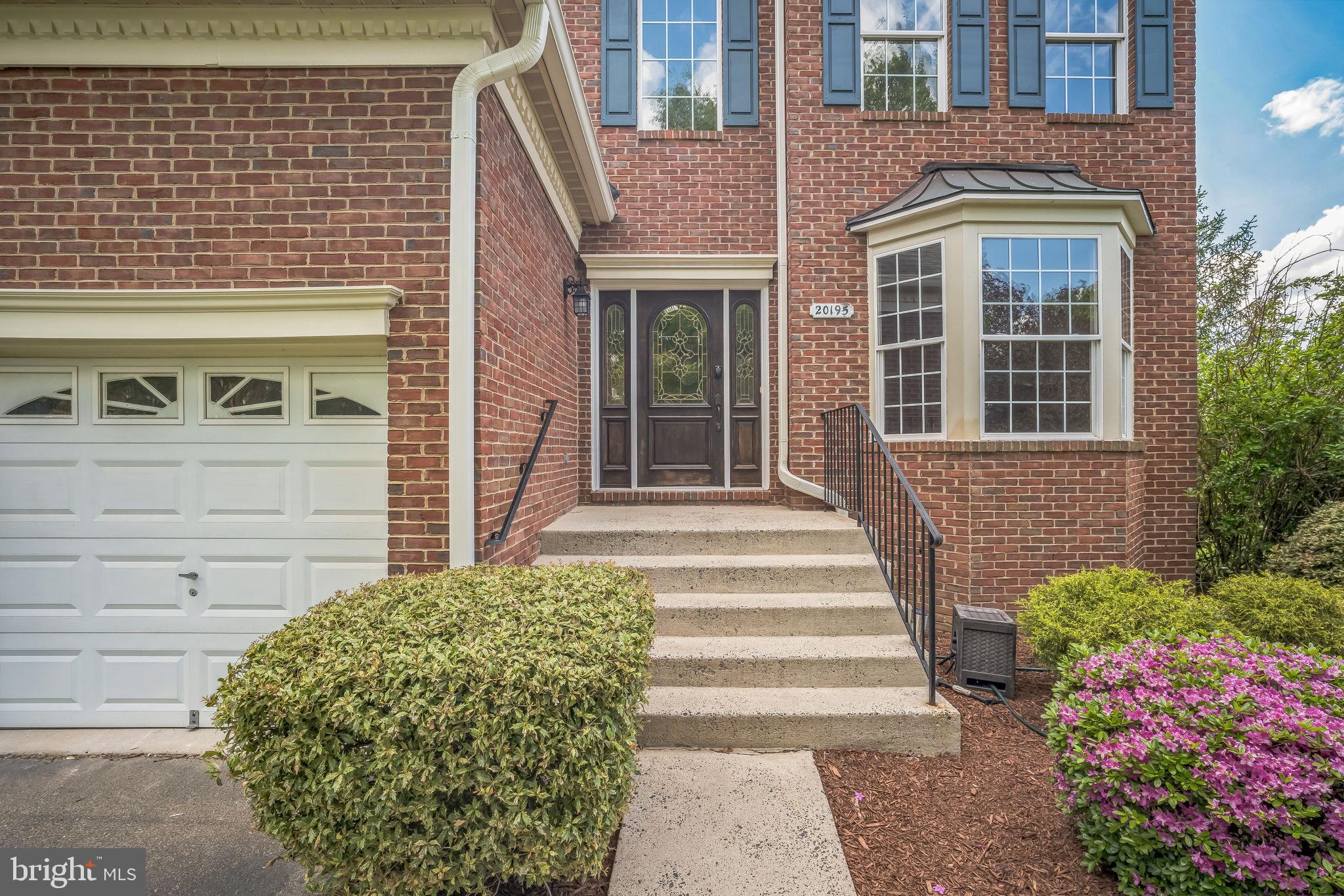 BELMONT COUNTRY CLUB - Residential Lease