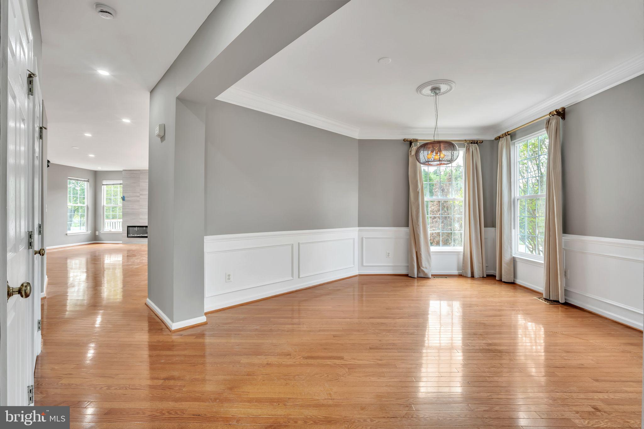 BELMONT COUNTRY CLUB - Residential Lease