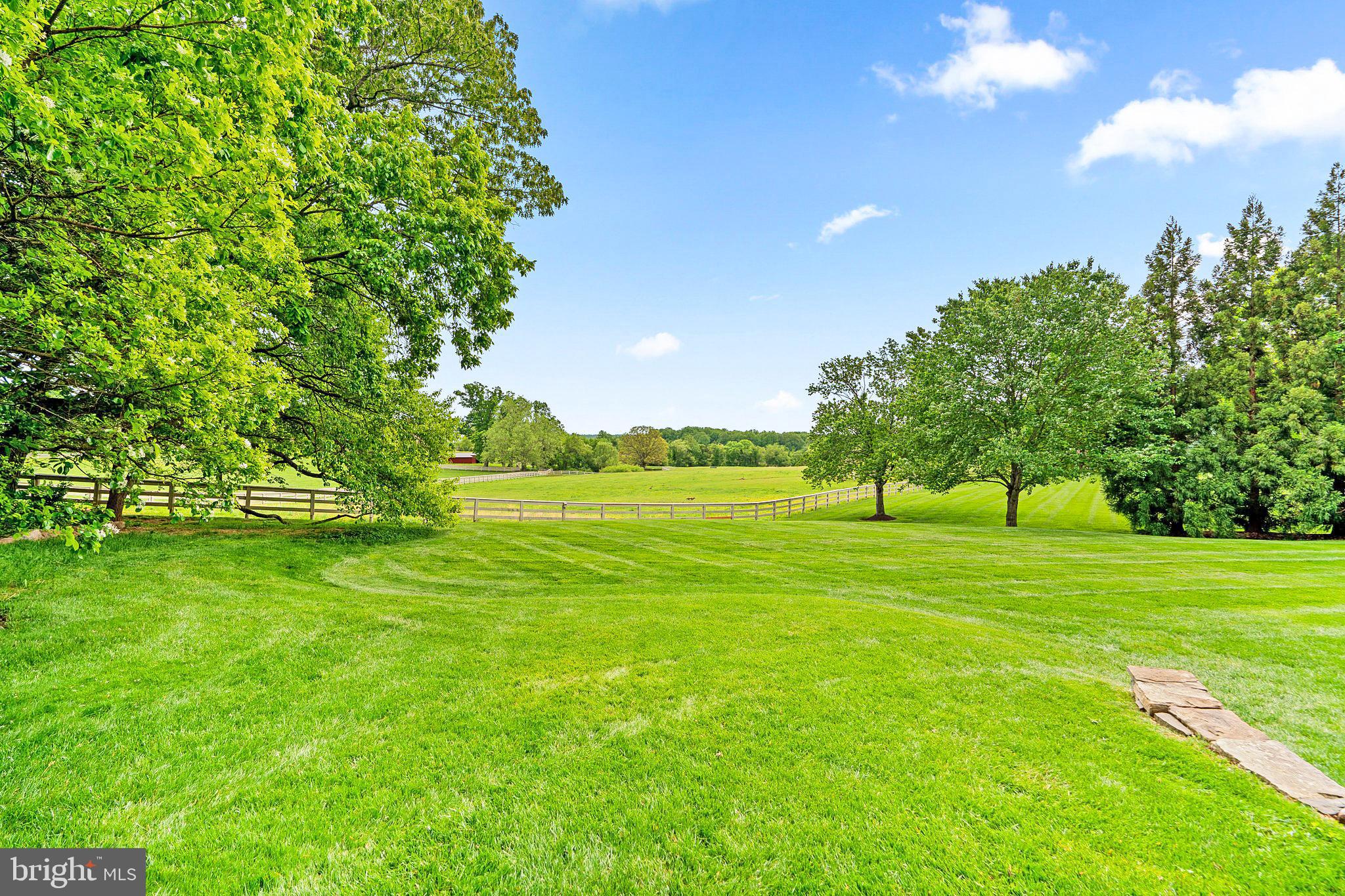 PATERNAL GIFT FARM - Residential