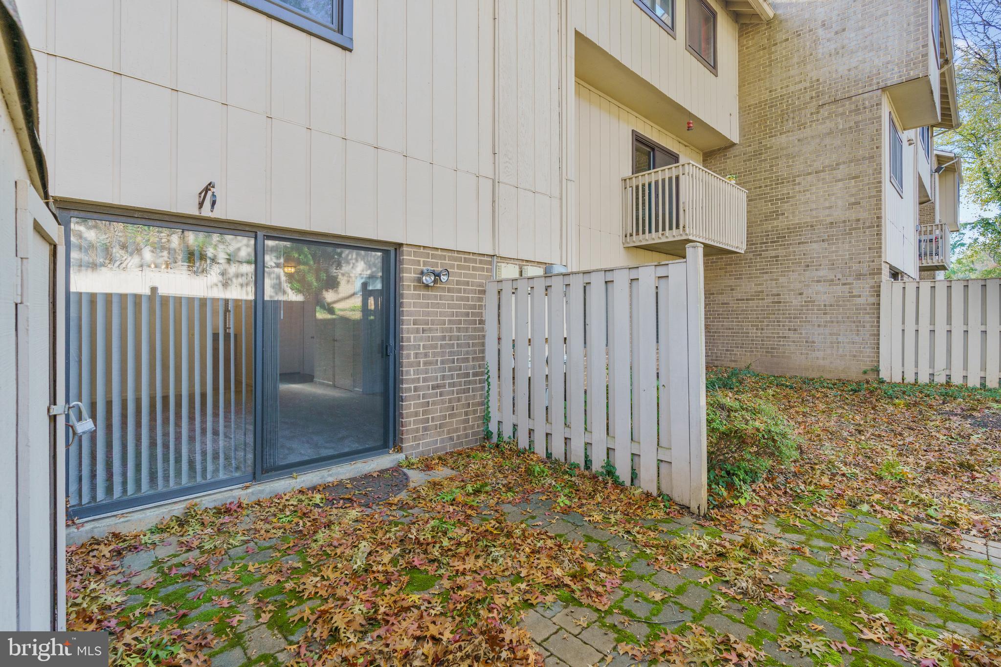 MOSBYS LANDING - Residential