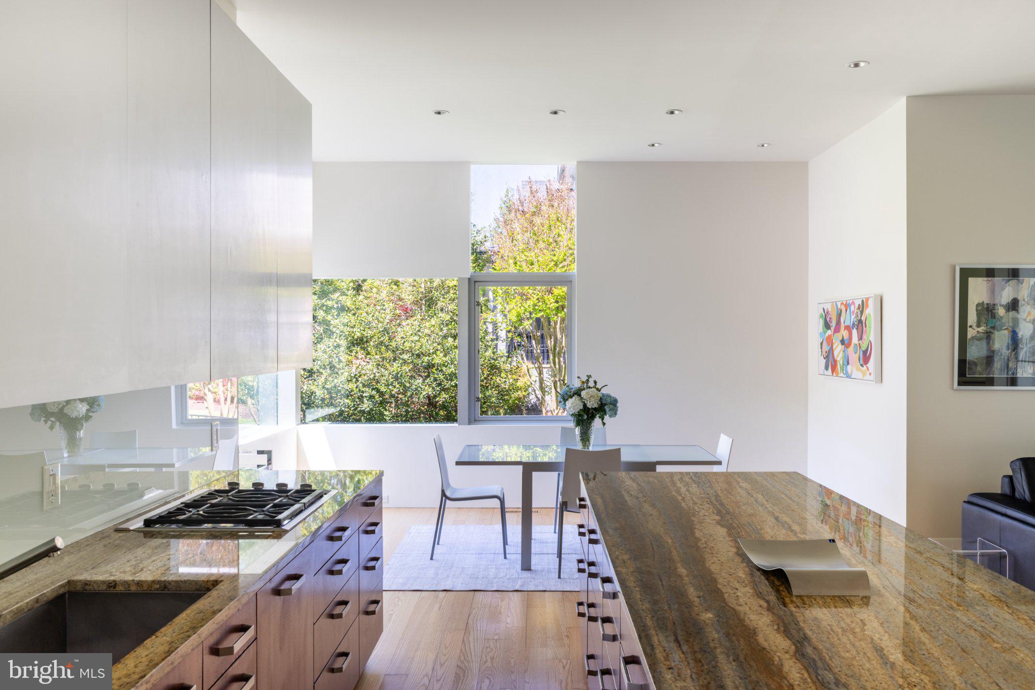 BANNOCKBURN ESTATES - Residential