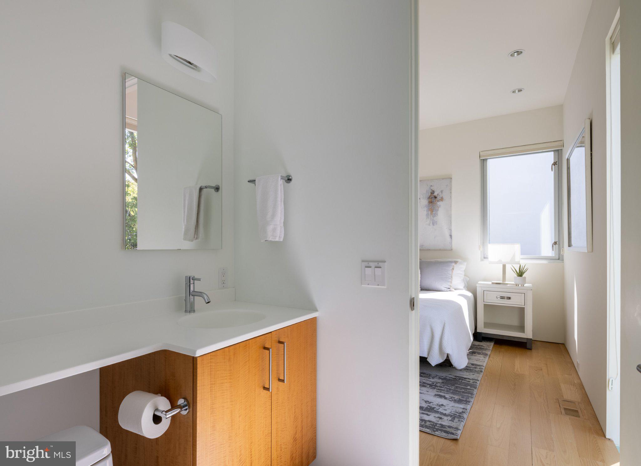 BANNOCKBURN ESTATES - Residential
