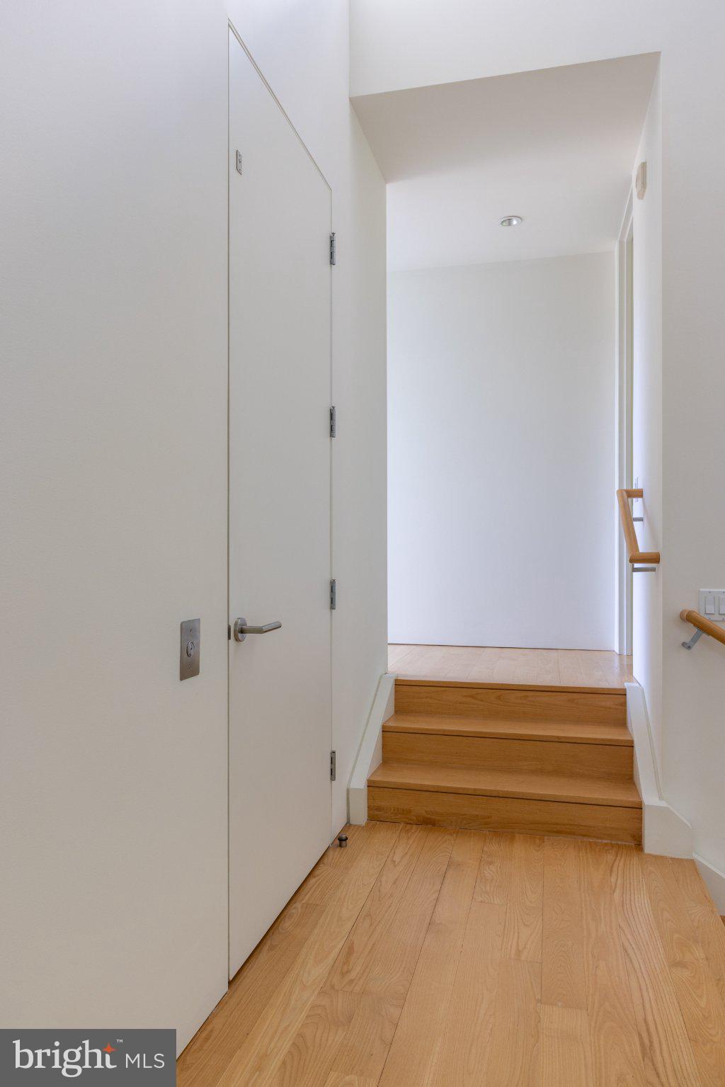BANNOCKBURN ESTATES - Residential