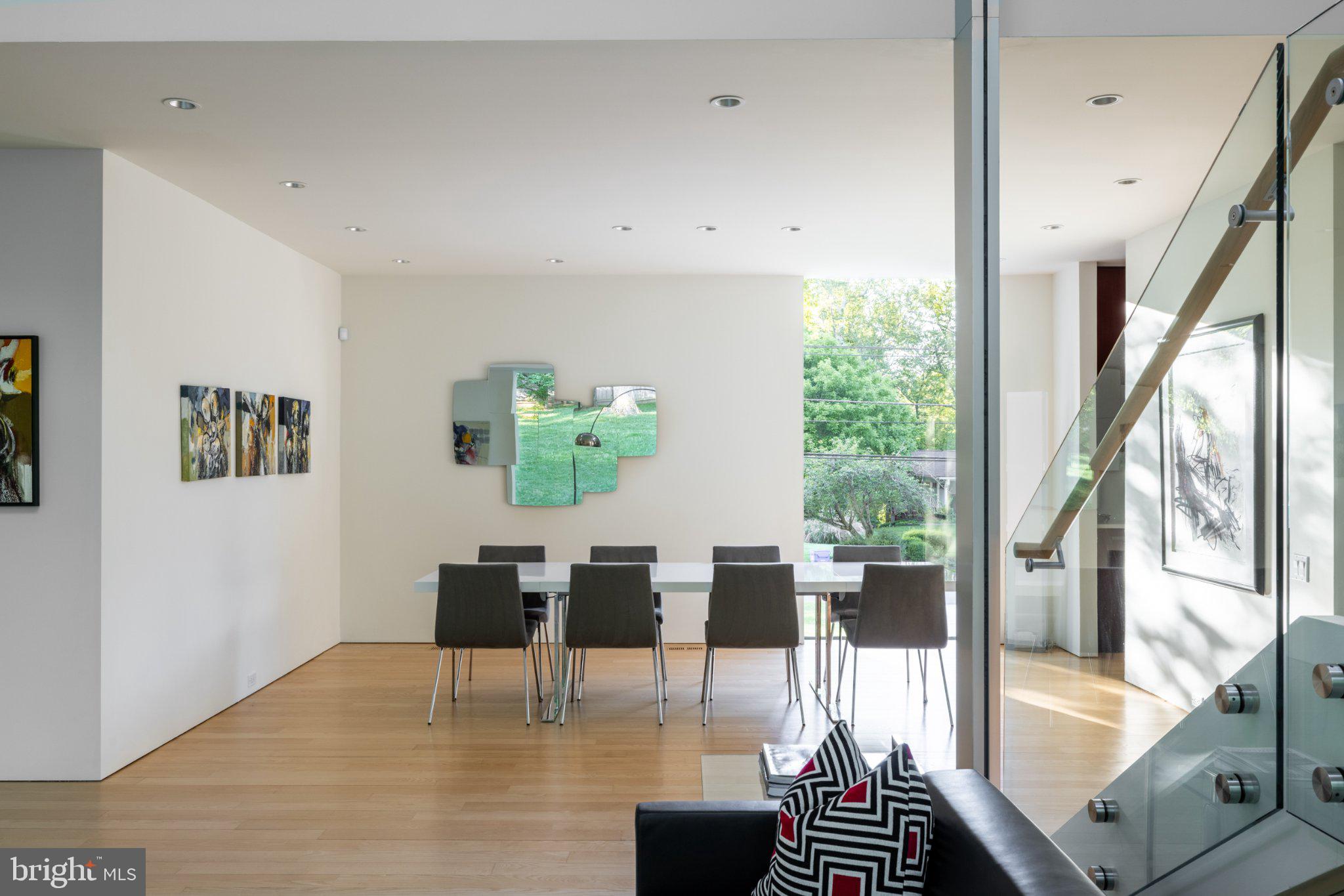 BANNOCKBURN ESTATES - Residential