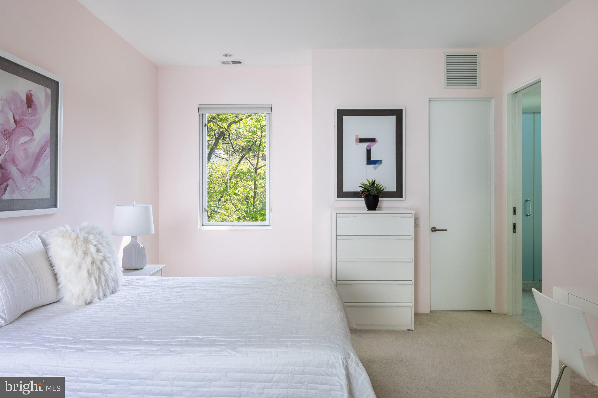 BANNOCKBURN ESTATES - Residential