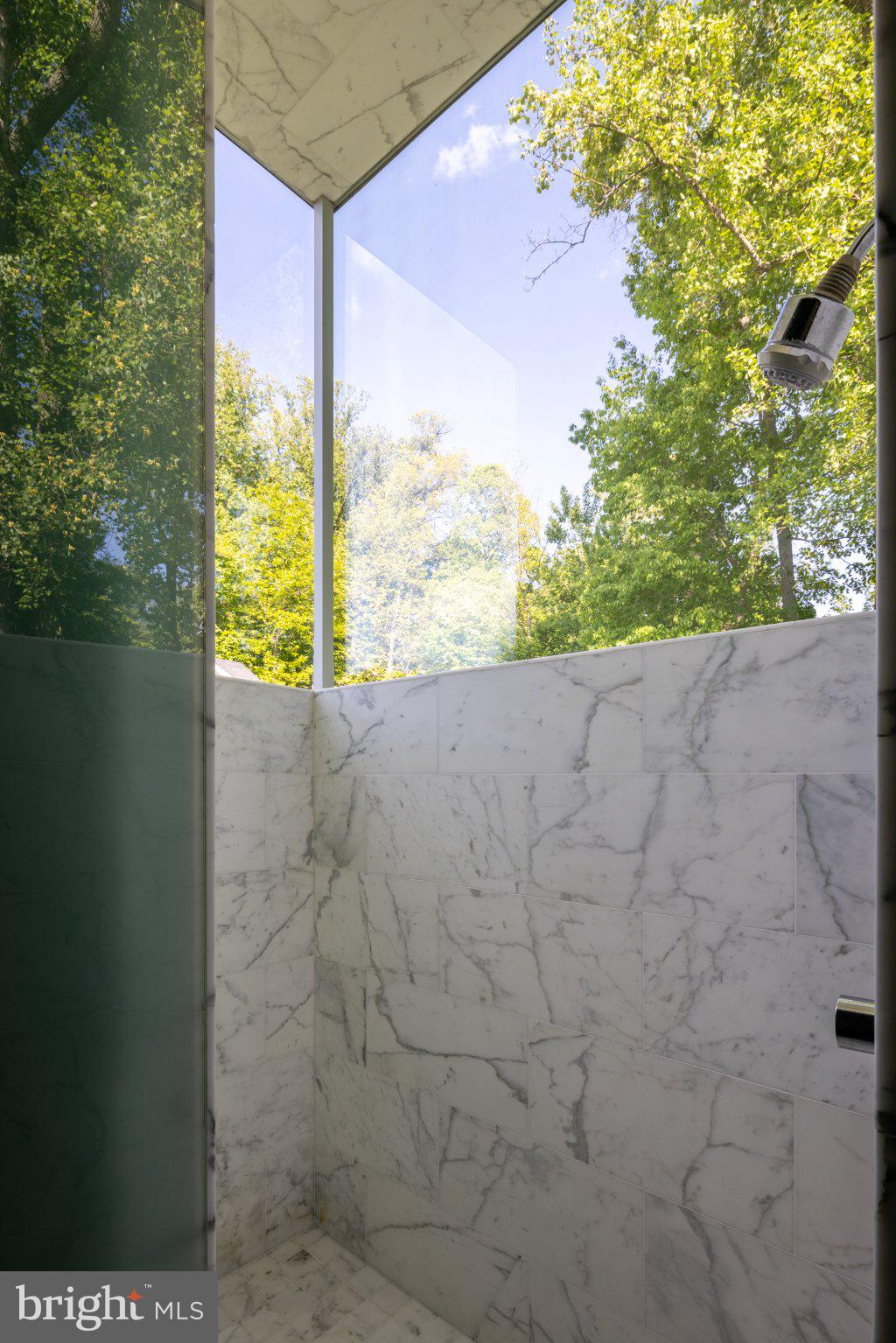 BANNOCKBURN ESTATES - Residential