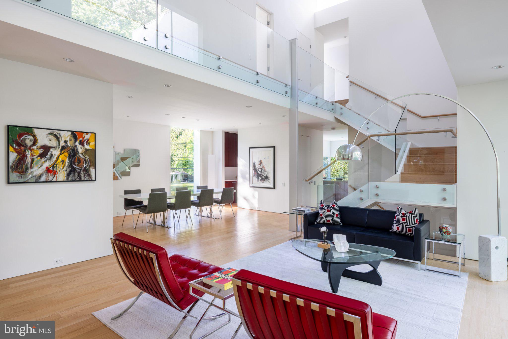 BANNOCKBURN ESTATES - Residential