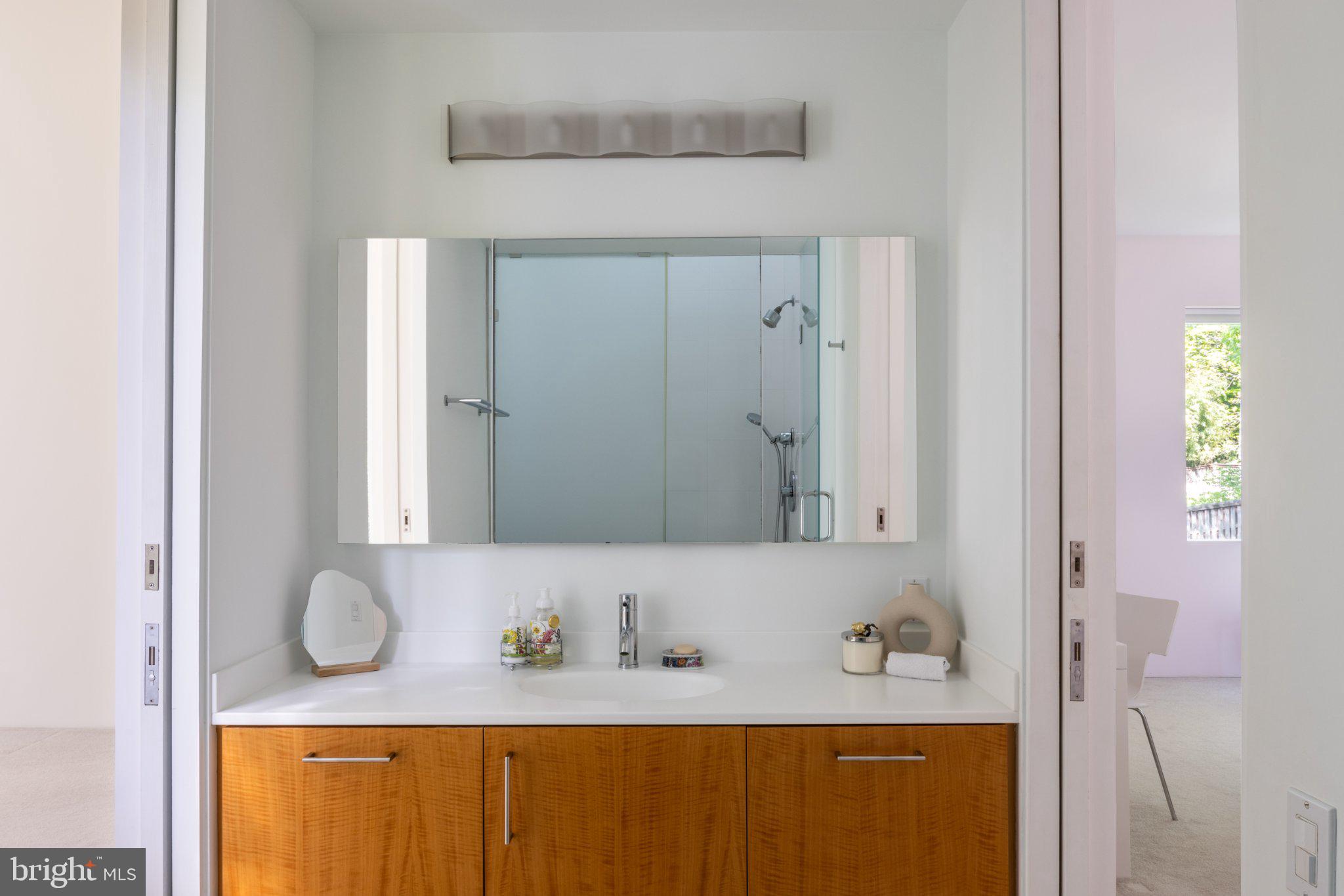 BANNOCKBURN ESTATES - Residential