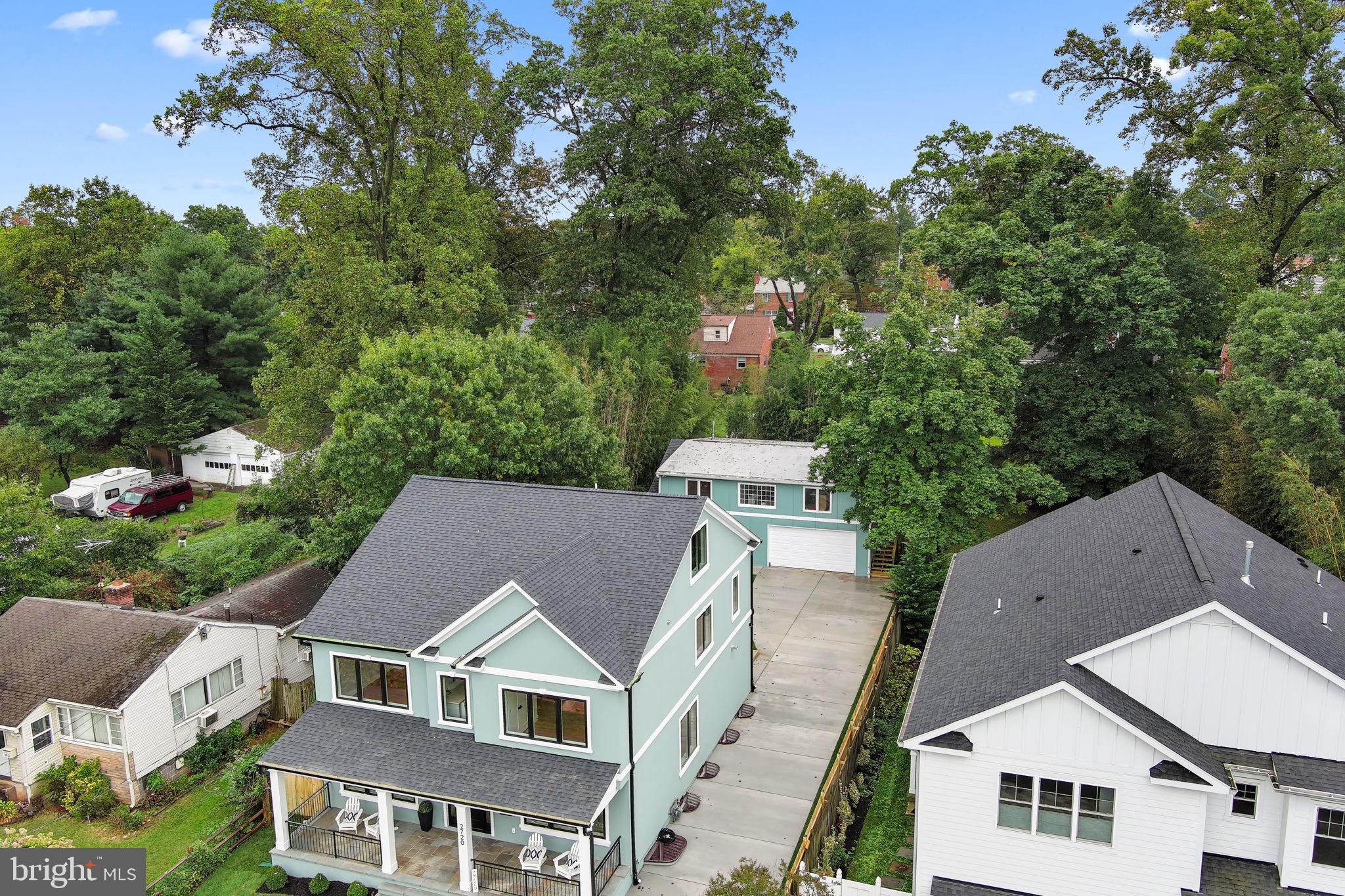 OAKLAND TERRACE - Residential