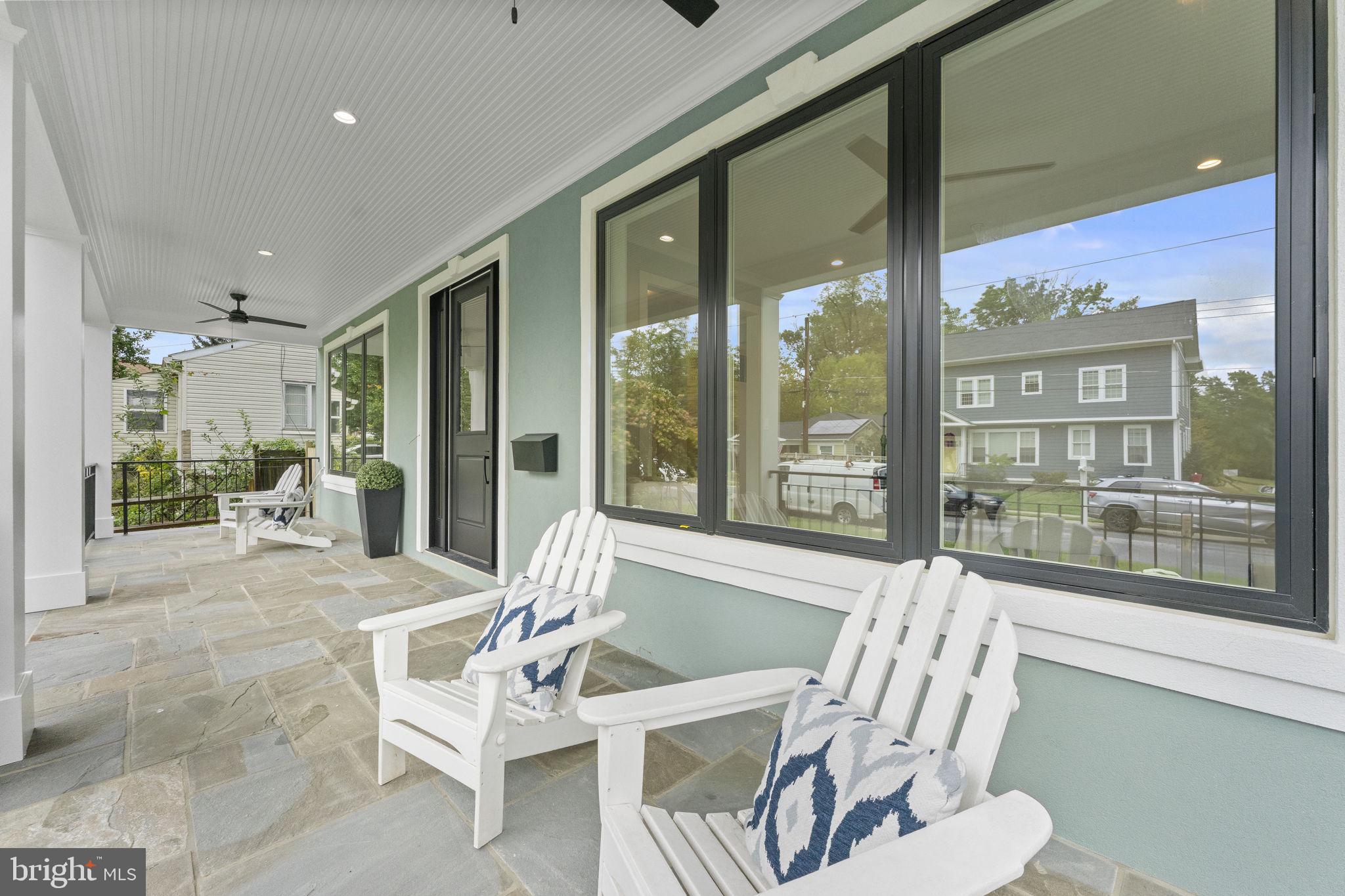 OAKLAND TERRACE - Residential