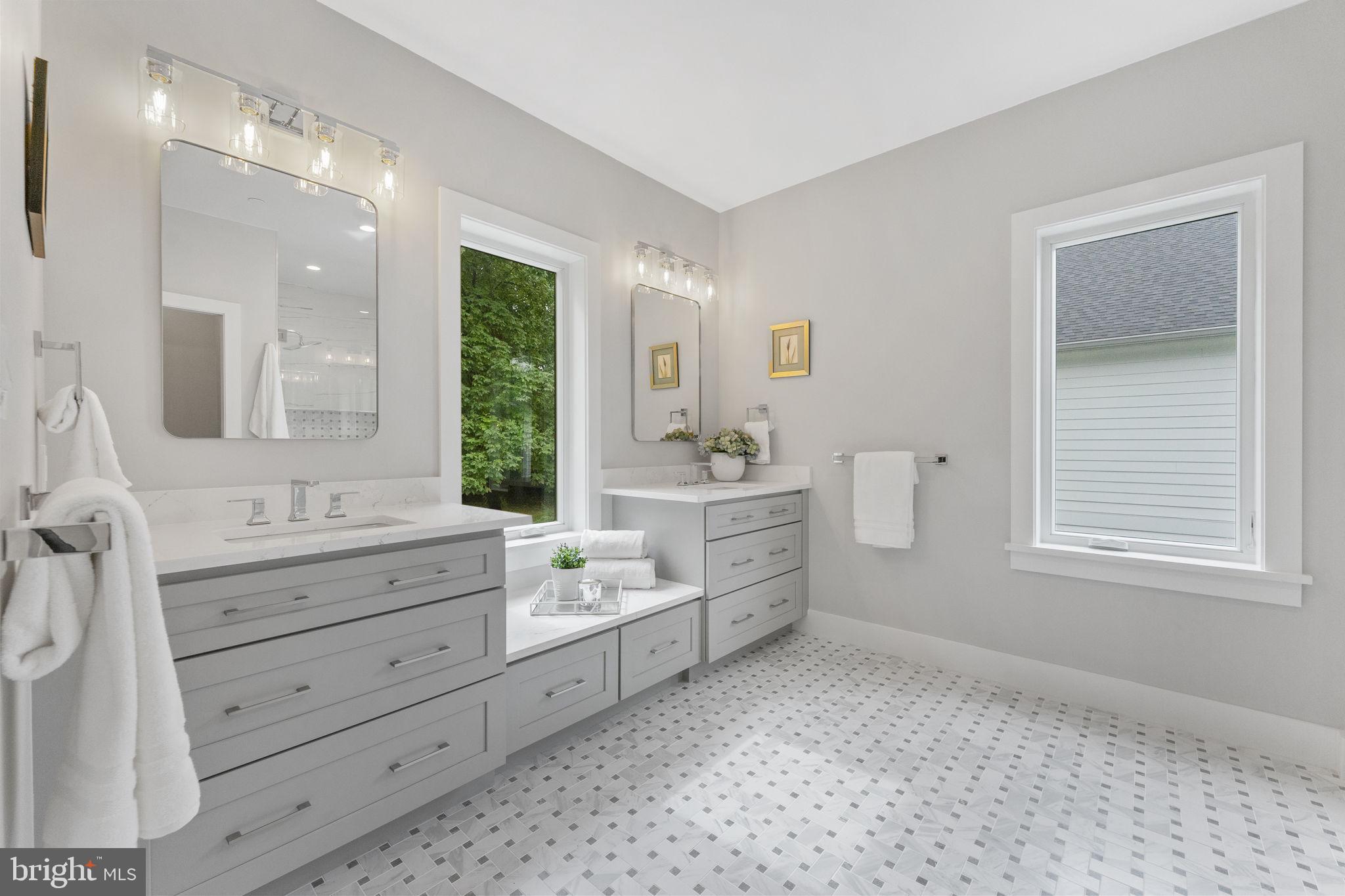 OAKLAND TERRACE - Residential