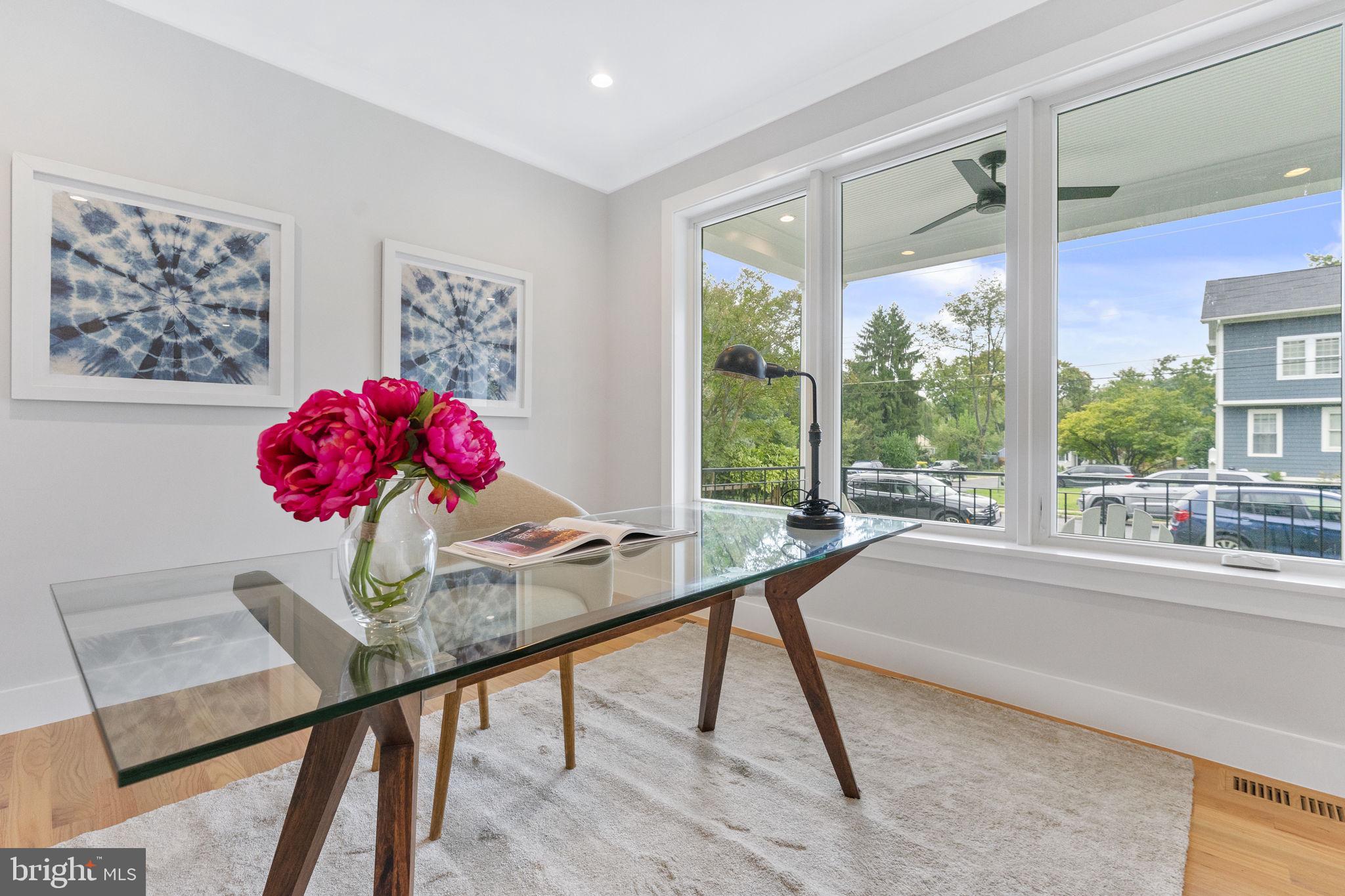 OAKLAND TERRACE - Residential