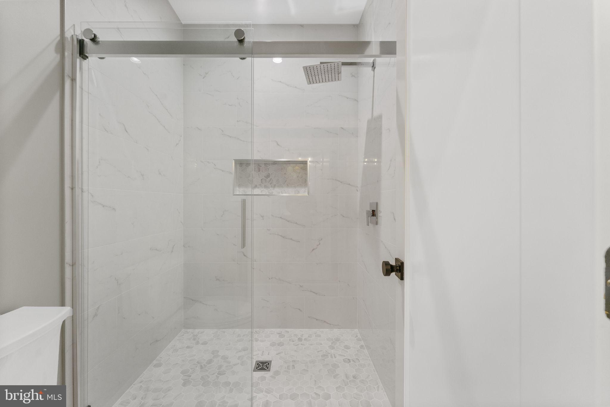 OAKLAND TERRACE - Residential