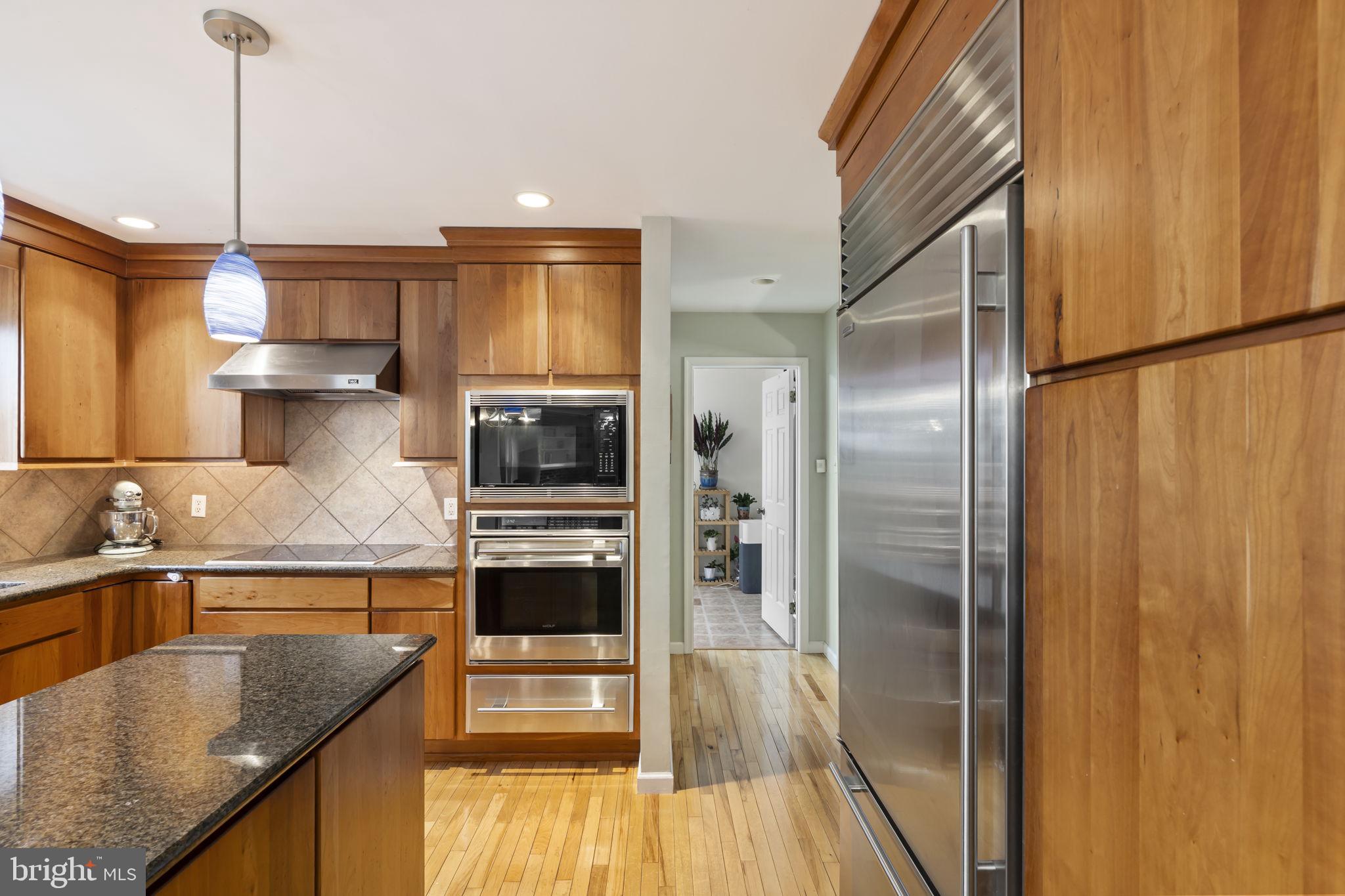 MOUNTAIN VIEW - Residential