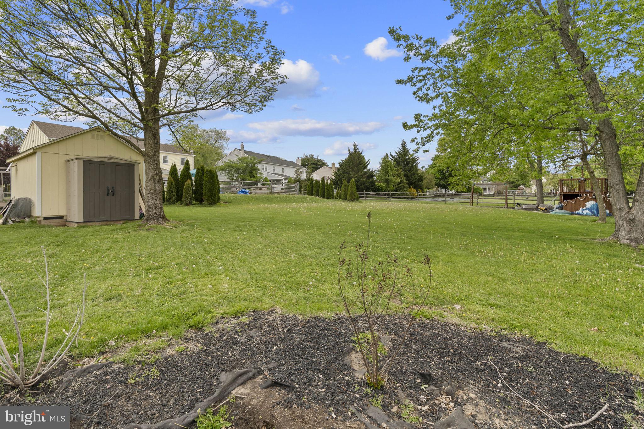 MOUNTAIN VIEW - Residential