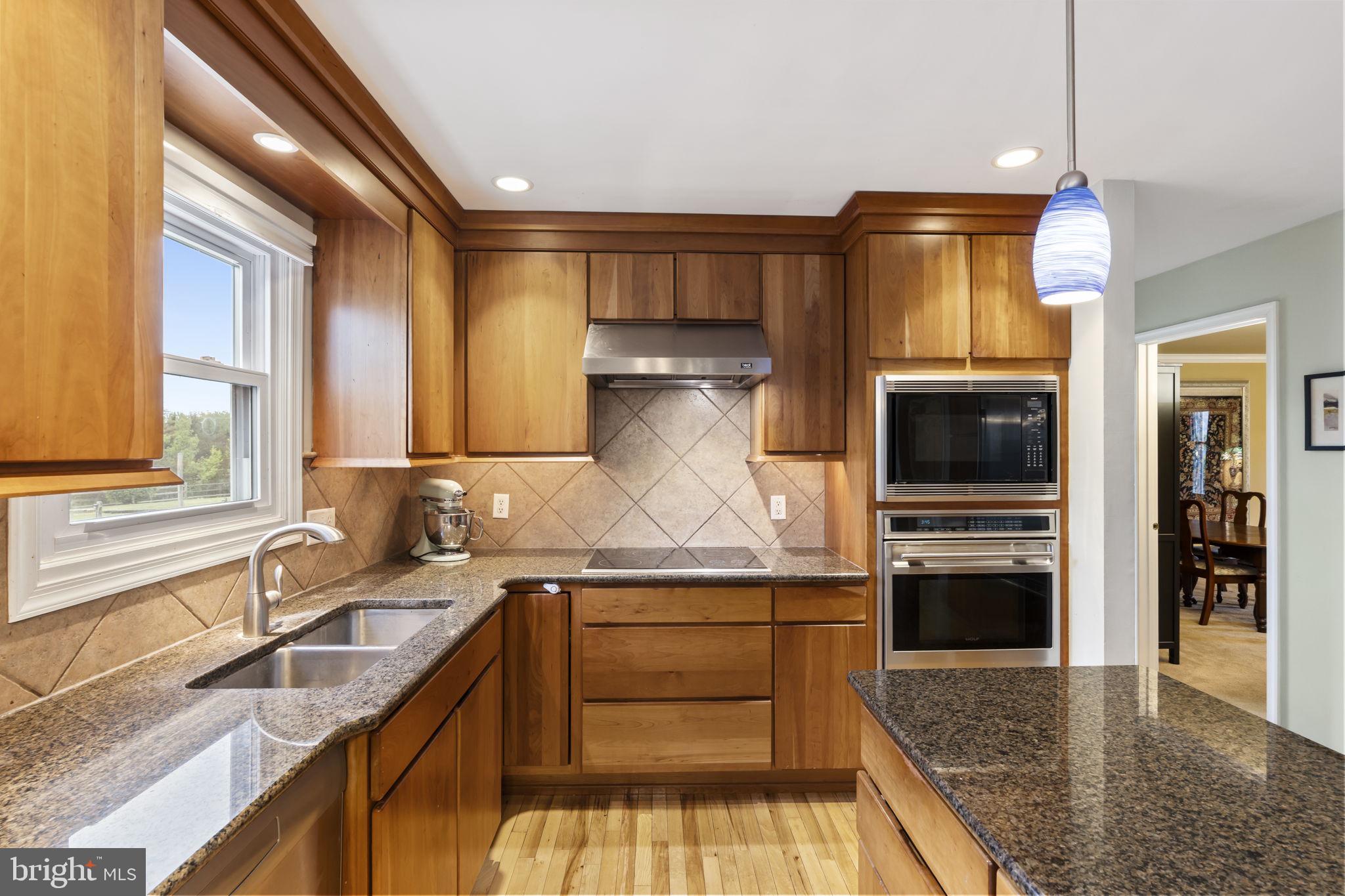 MOUNTAIN VIEW - Residential