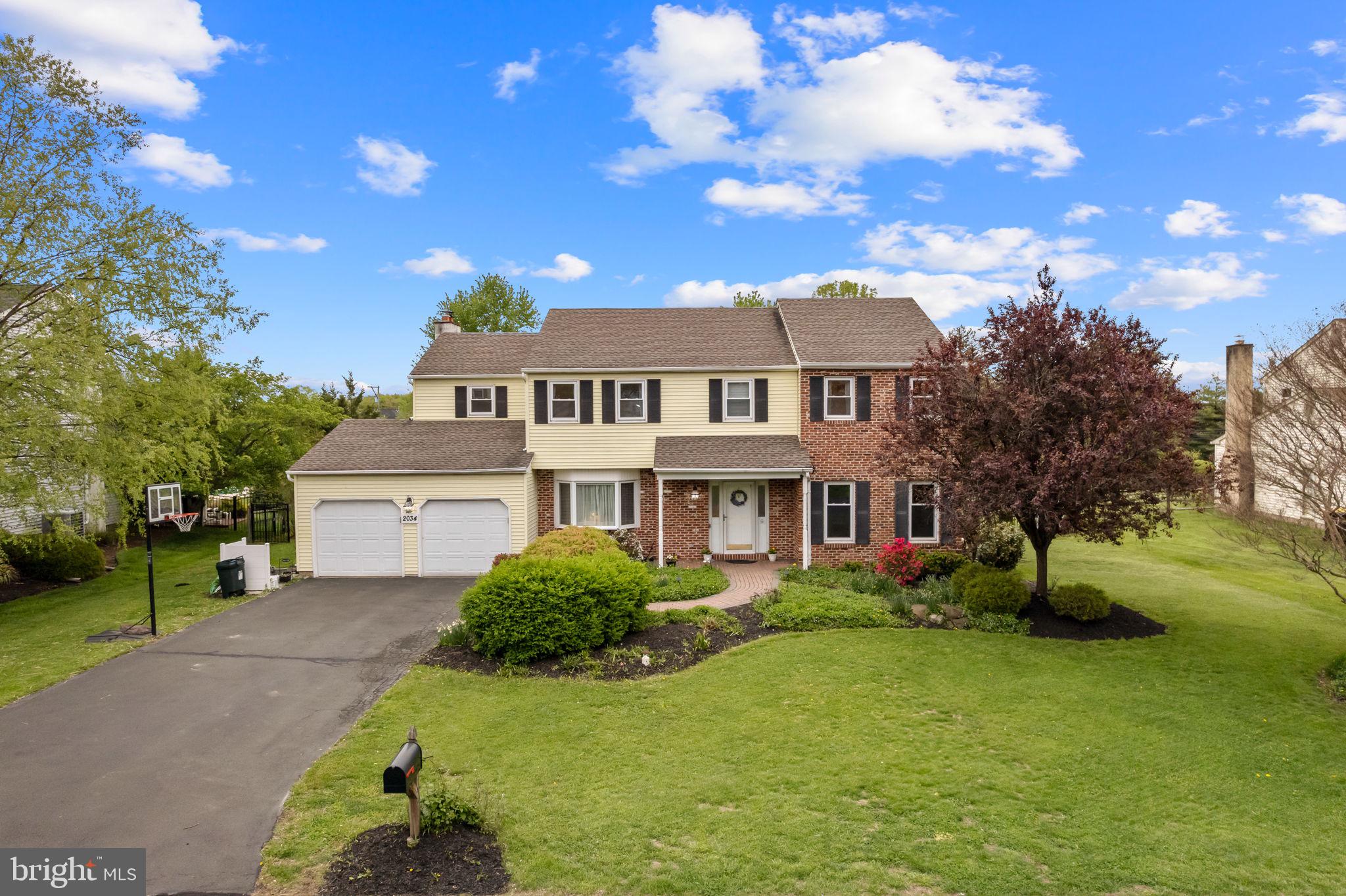 MOUNTAIN VIEW - Residential