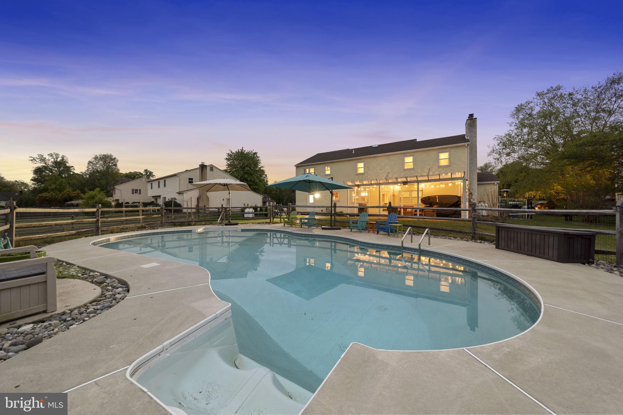 MOUNTAIN VIEW - Residential
