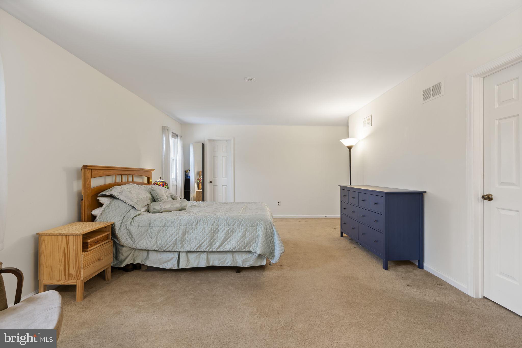 MOUNTAIN VIEW - Residential
